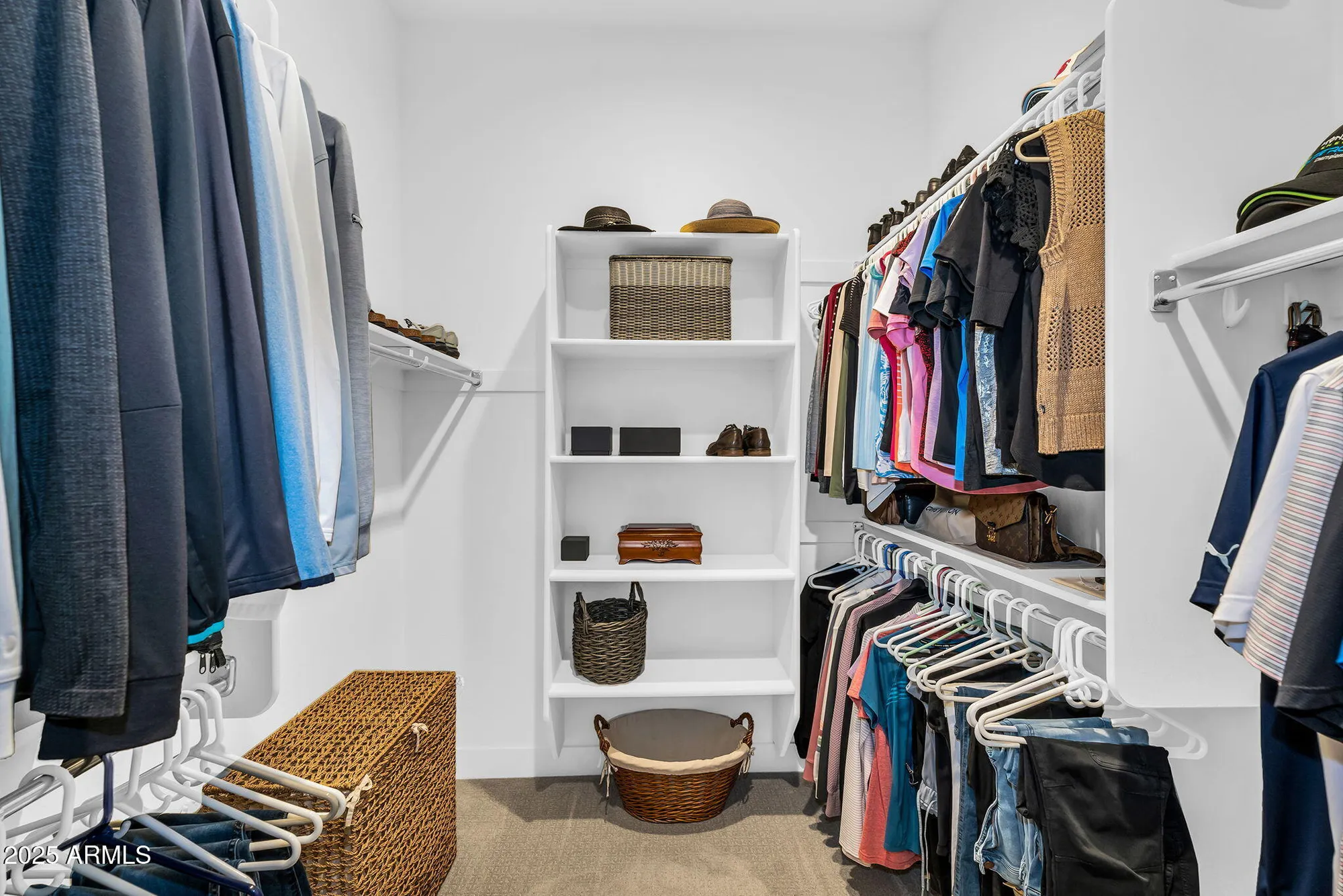 Property Slideshow image 18 of 52 | 11233 n blakely st, Surprise, AZ, 85388