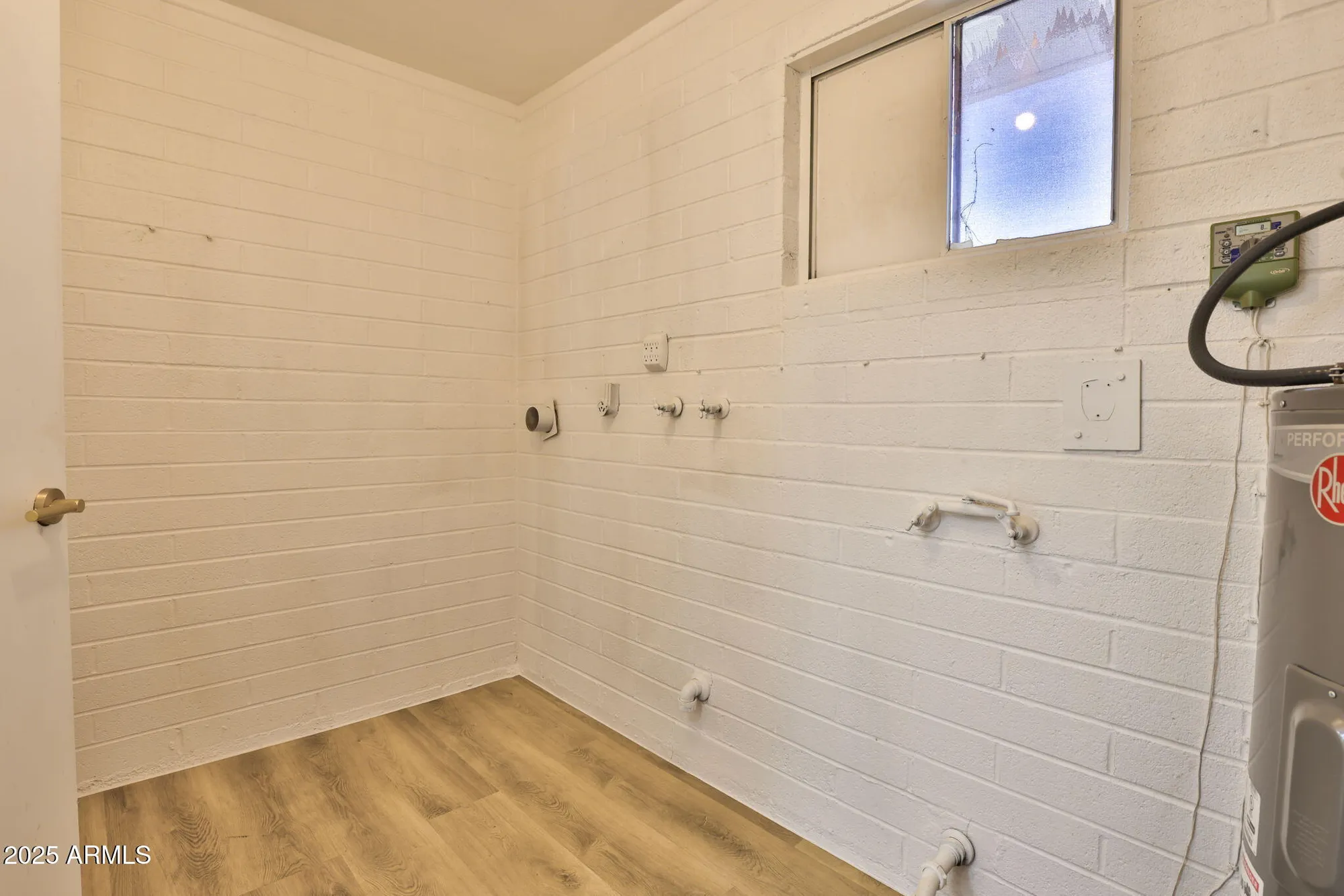 Property Slideshow image 12 of 25 | 5510 e dallas st, Mesa, AZ, 85205