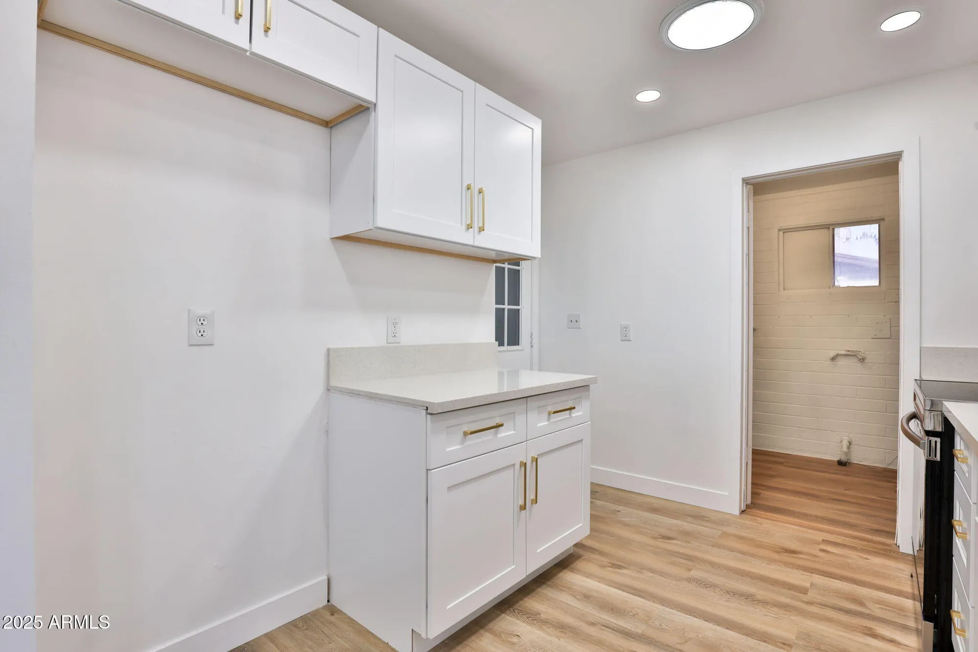 Property Slideshow image 9 of 25 | 5510 e dallas st, Mesa, AZ, 85205