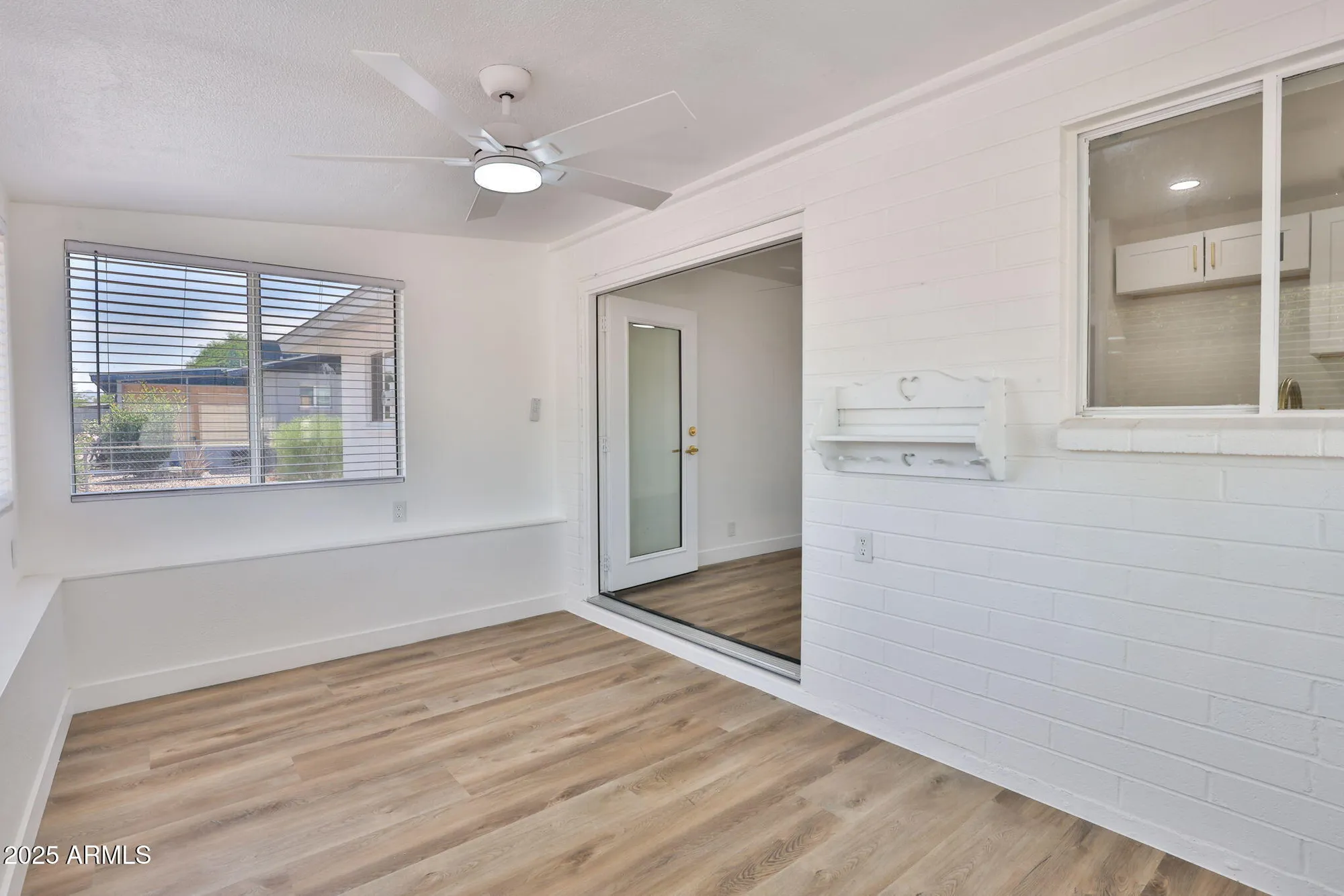 Property Slideshow image 20 of 25 | 5510 e dallas st, Mesa, AZ, 85205