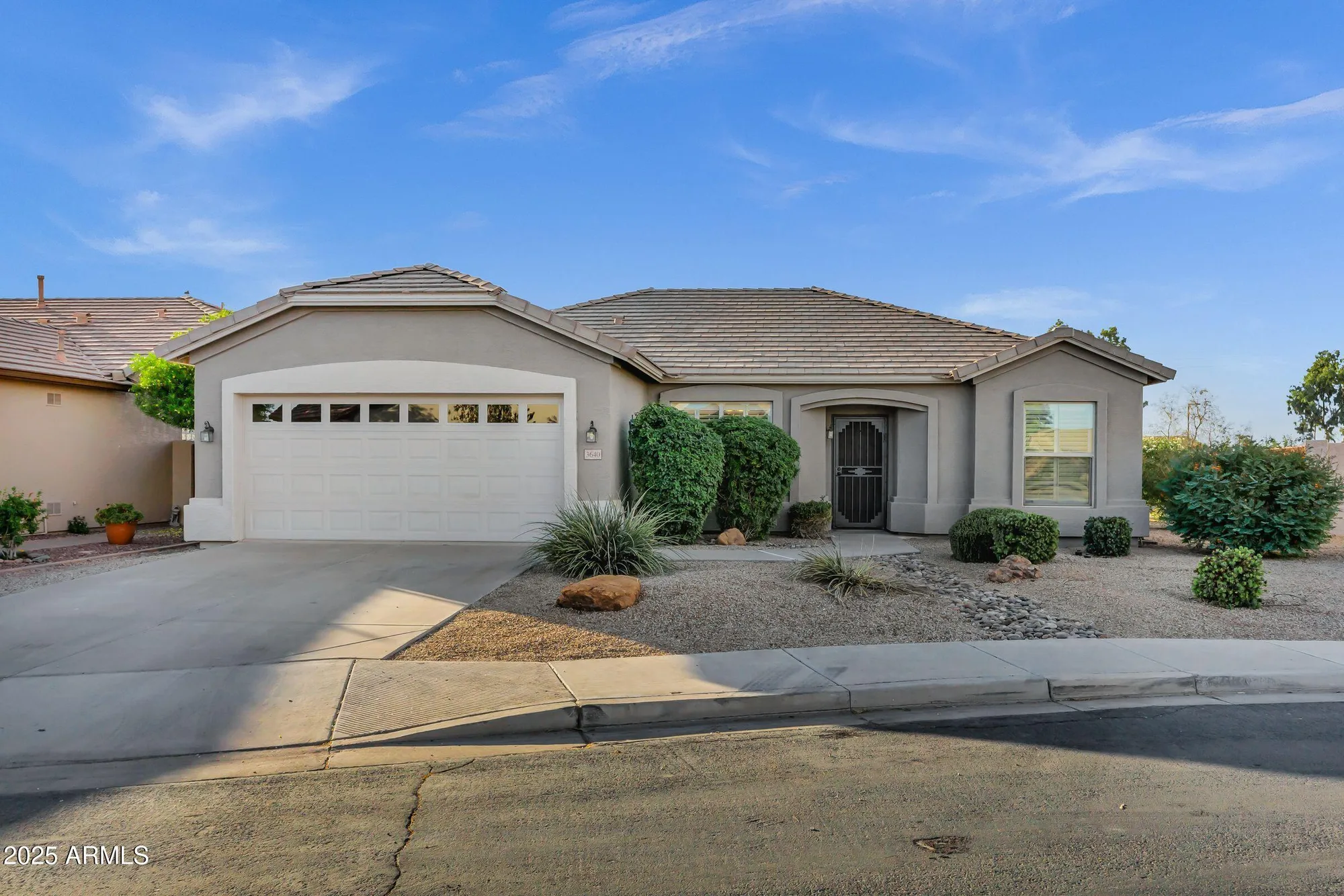 Property Slideshow image 1 of 66 | 3640 e torrey pines ln, Chandler, AZ, 85249