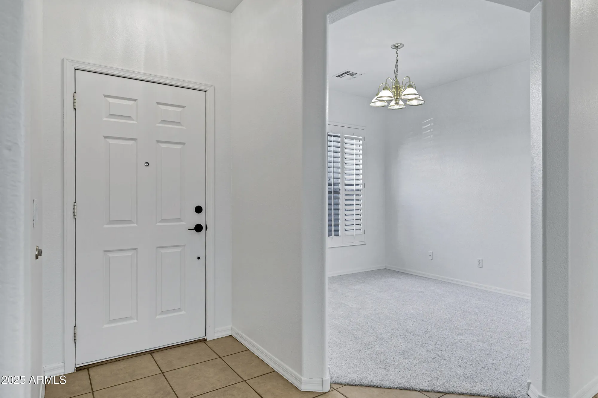 Property Slideshow image 11 of 66 | 3640 e torrey pines ln, Chandler, AZ, 85249