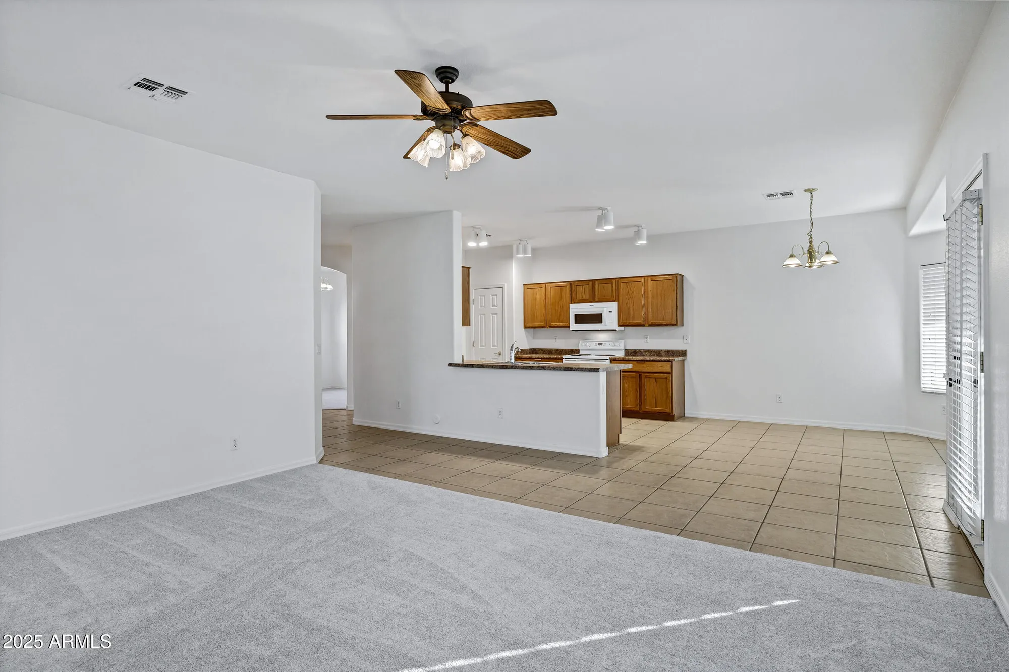 Property Slideshow image 23 of 66 | 3640 e torrey pines ln, Chandler, AZ, 85249