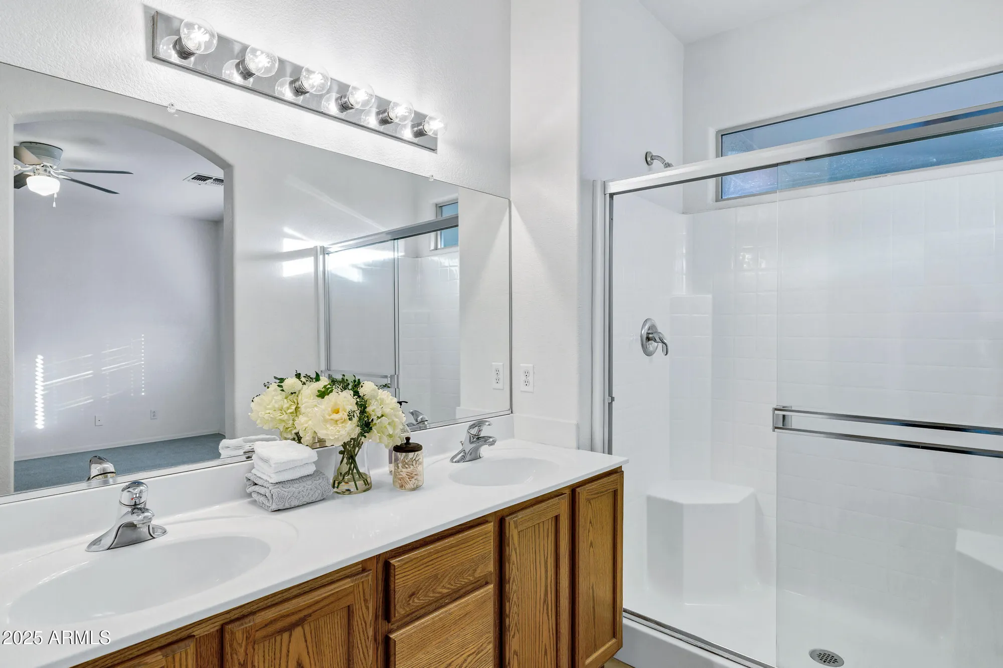 Property Slideshow image 32 of 66 | 3640 e torrey pines ln, Chandler, AZ, 85249