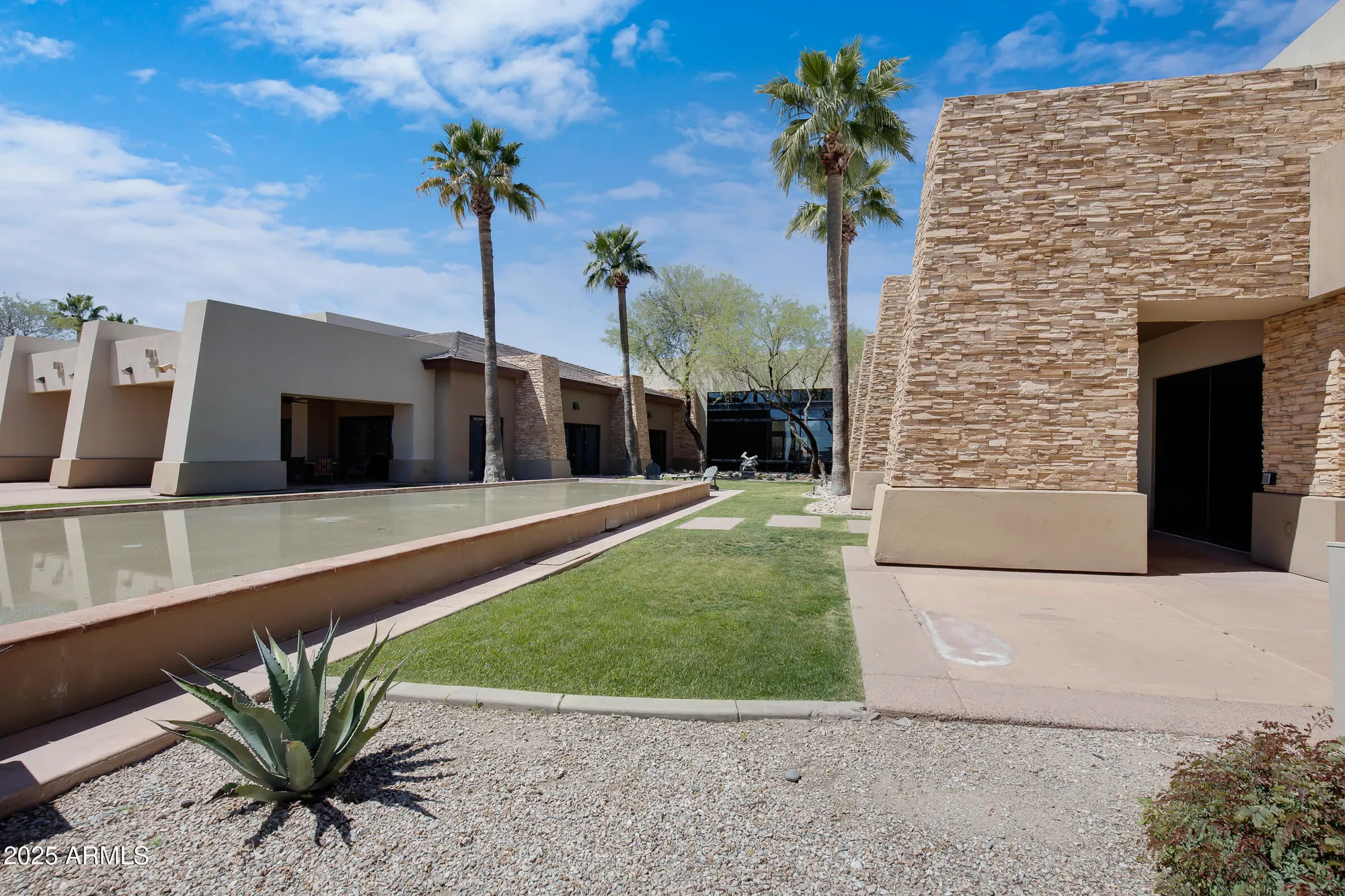 Property Slideshow image 60 of 66 | 3640 e torrey pines ln, Chandler, AZ, 85249