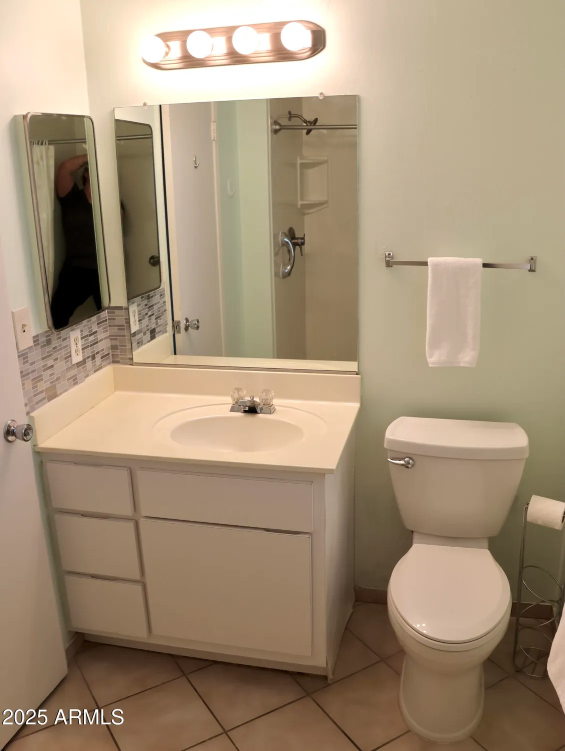 Property Slideshow image 14 of 22 | 10428 w camelot cir, Sun City, AZ, 85351