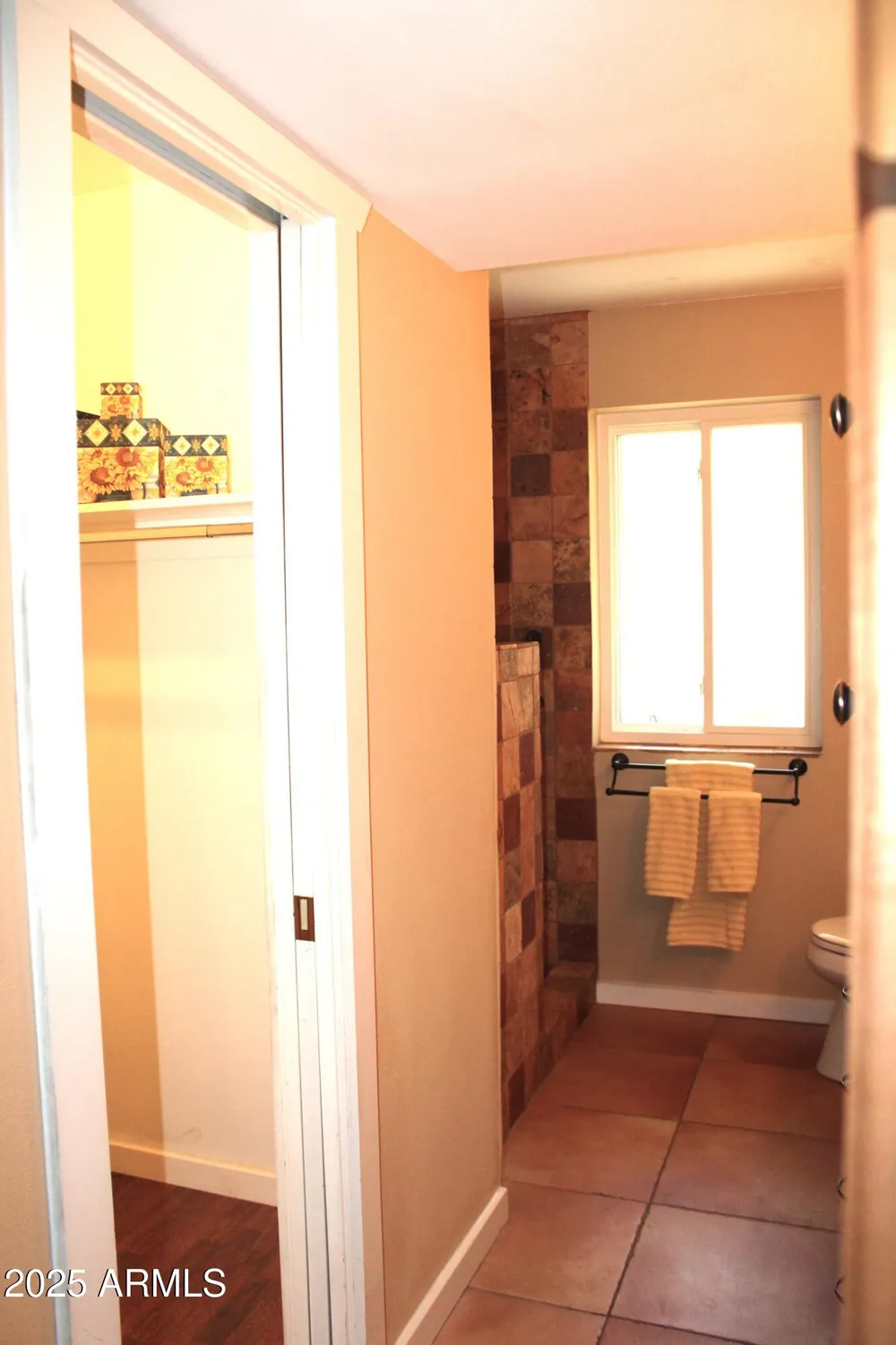 Property Slideshow image 23 of 53 | 9939 w ironwood dr, Sun City, AZ, 85351