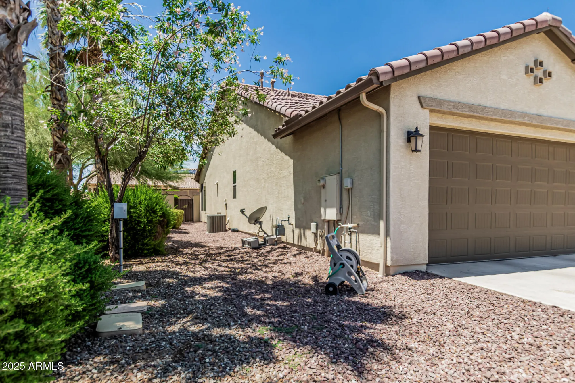 Property Slideshow image 36 of 52 | 5261 n arrowhead dr, Eloy, AZ, 85131