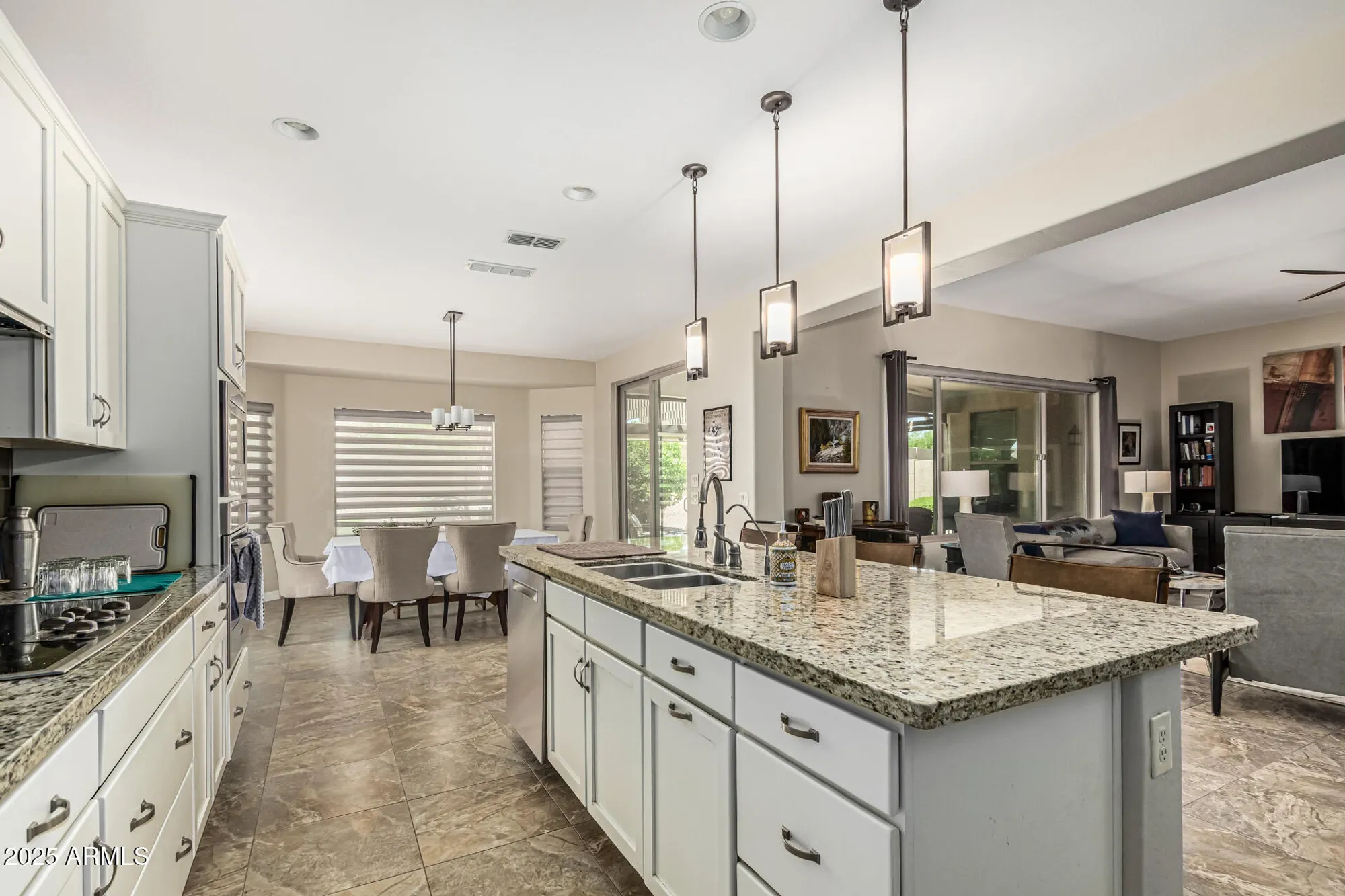 Property Slideshow image 12 of 52 | 5261 n arrowhead dr, Eloy, AZ, 85131