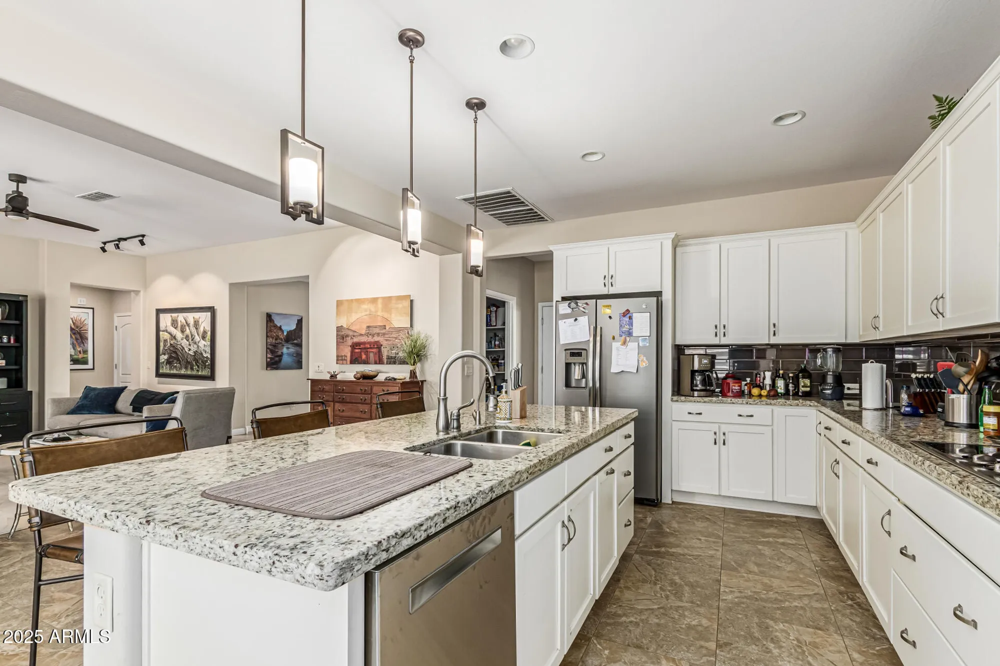 Property Slideshow image 13 of 52 | 5261 n arrowhead dr, Eloy, AZ, 85131