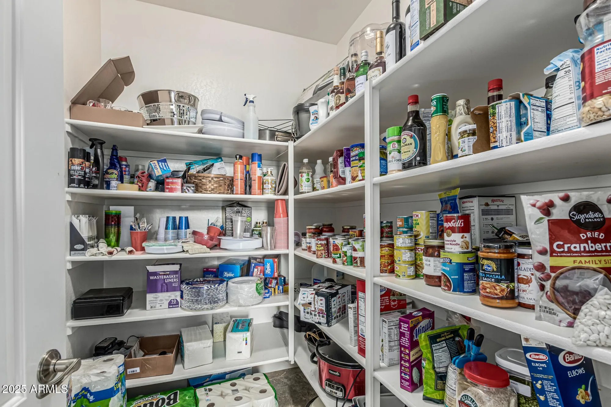 Property Slideshow image 15 of 52 | 5261 n arrowhead dr, Eloy, AZ, 85131