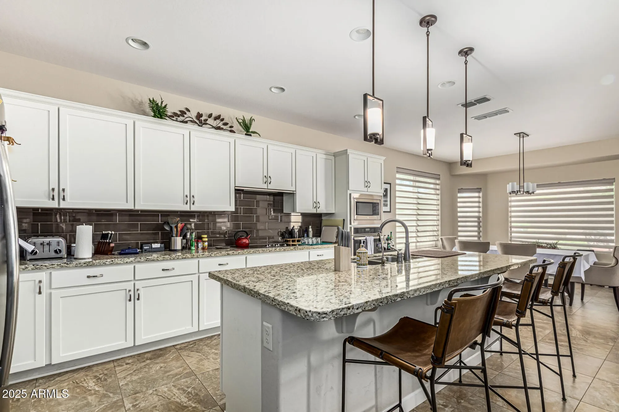 Property Slideshow image 10 of 52 | 5261 n arrowhead dr, Eloy, AZ, 85131