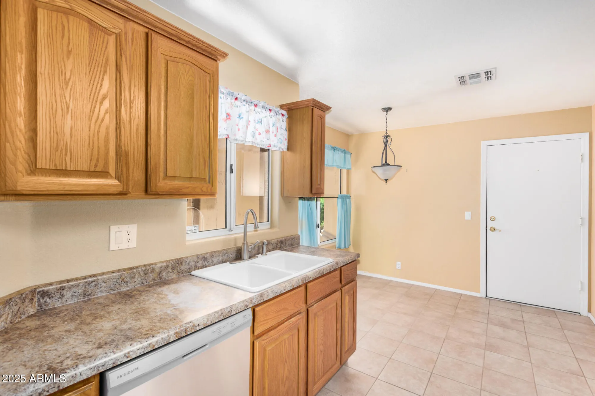 Property Slideshow image 11 of 25 | 8874 w piute ave, Peoria, AZ, 85382