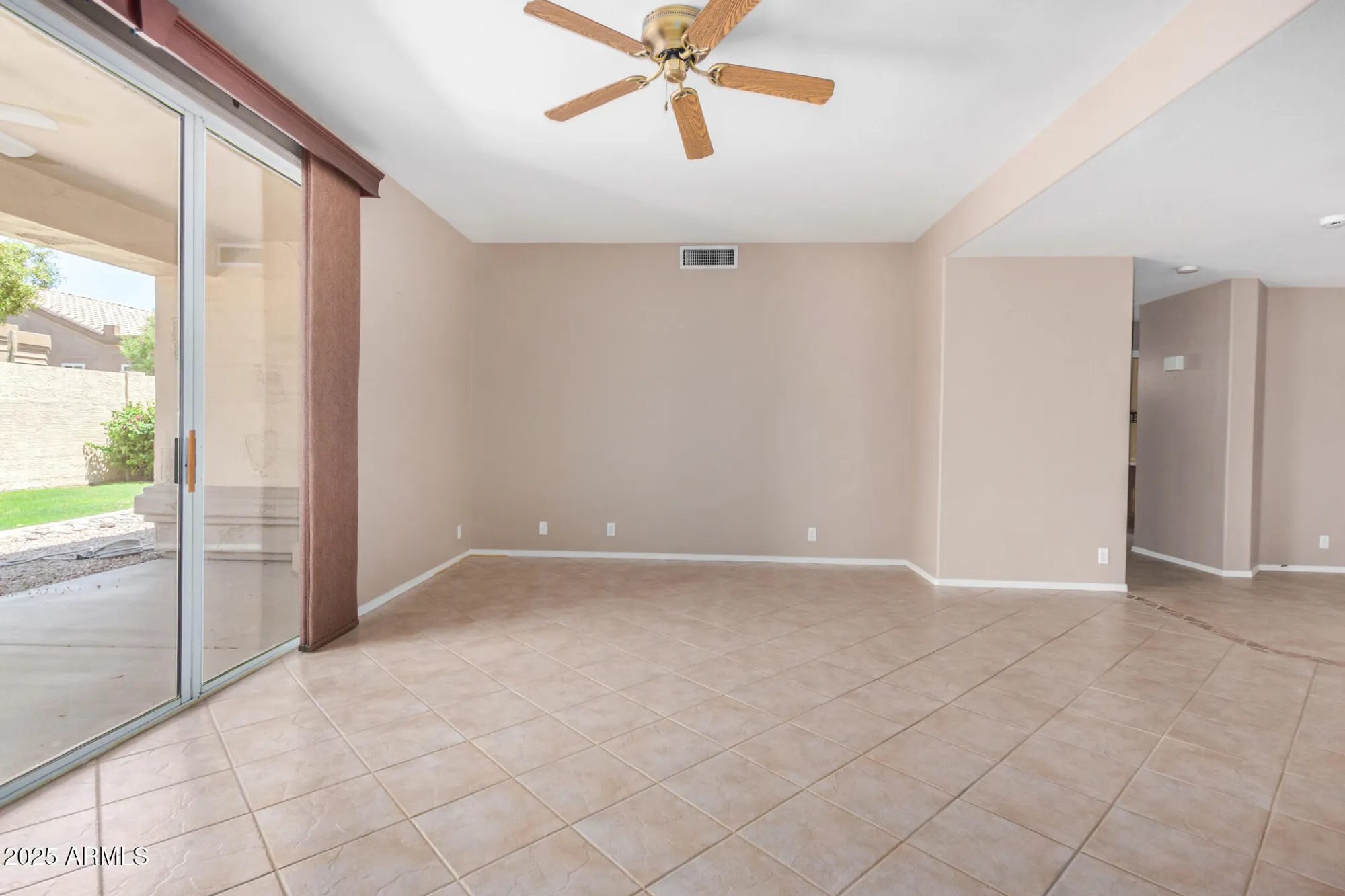 Property Slideshow image 5 of 25 | 8874 w piute ave, Peoria, AZ, 85382