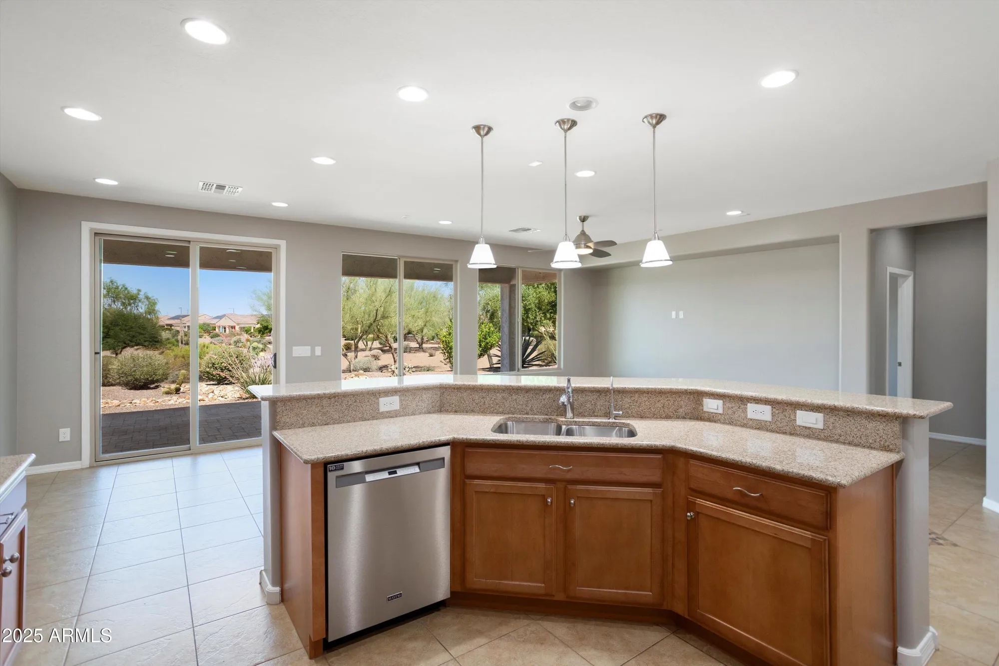 Property Slideshow image 12 of 41 | 21532 n 262nd ln, Buckeye, AZ, 85396