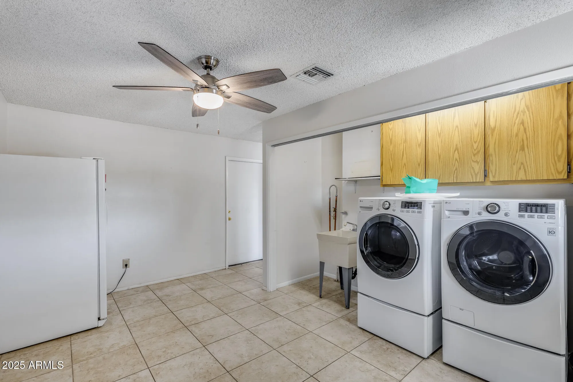 Property Slideshow image 33 of 41 | 9839 w cedar dr, Sun City, AZ, 85351