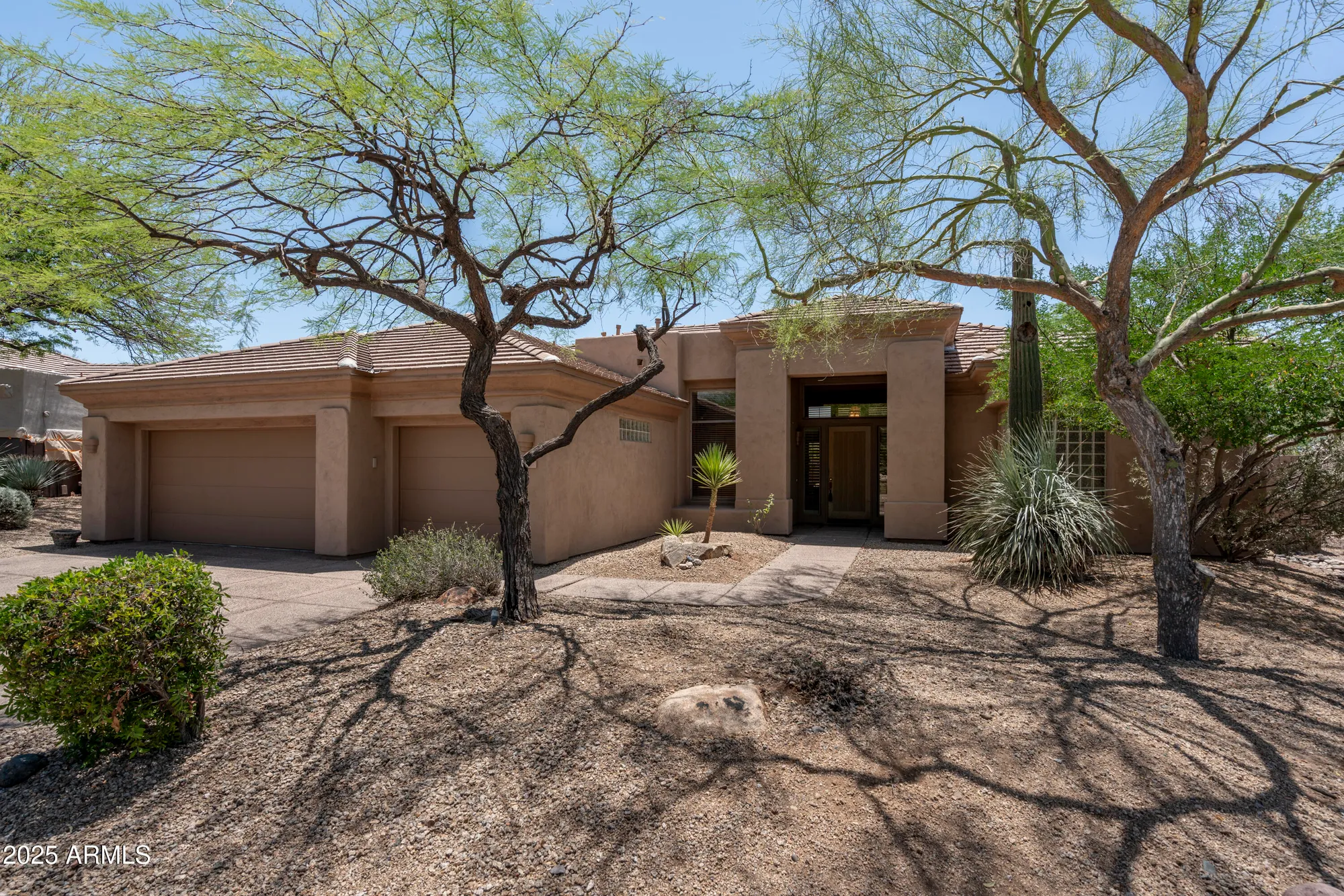 Property Slideshow image 2 of 44 | 6917 e night glow cir, Scottsdale, AZ, 85266