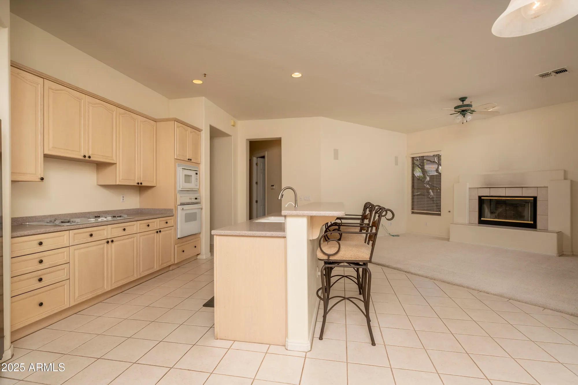 Property Slideshow image 7 of 44 | 6917 e night glow cir, Scottsdale, AZ, 85266