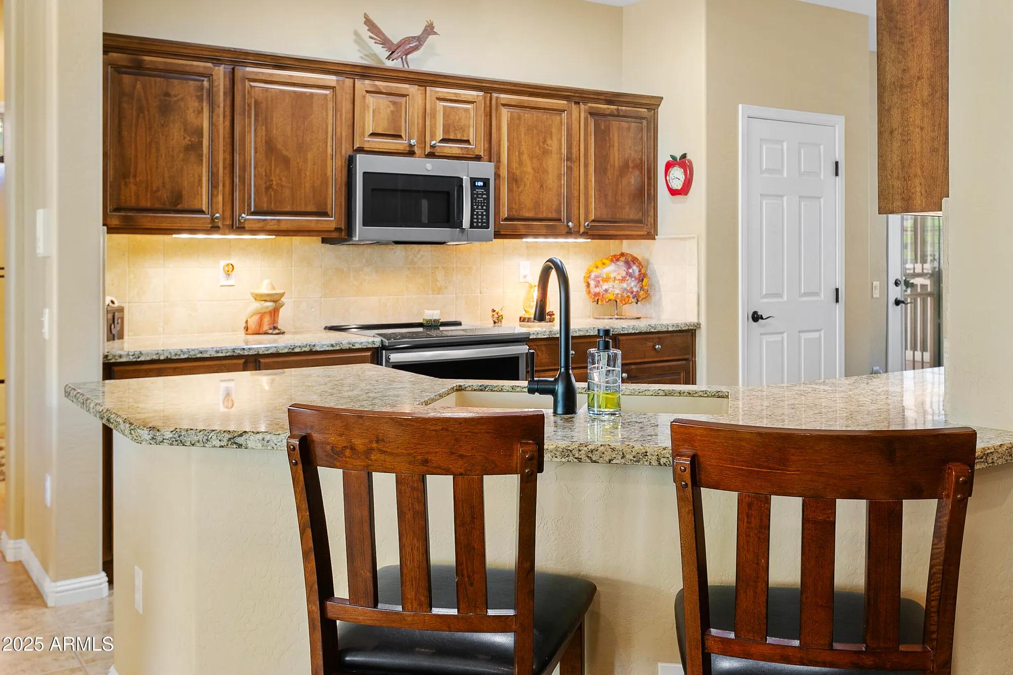 Property Slideshow image 9 of 30 | 18634 n paloma ct, Surprise, AZ, 85387