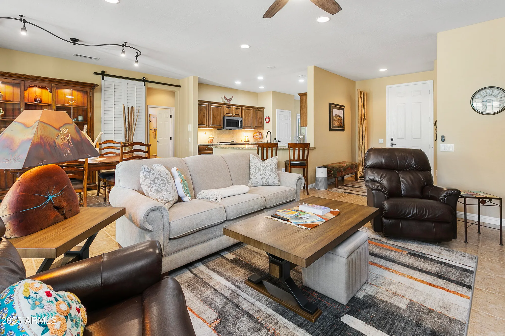 Property Slideshow image 6 of 30 | 18634 n paloma ct, Surprise, AZ, 85387