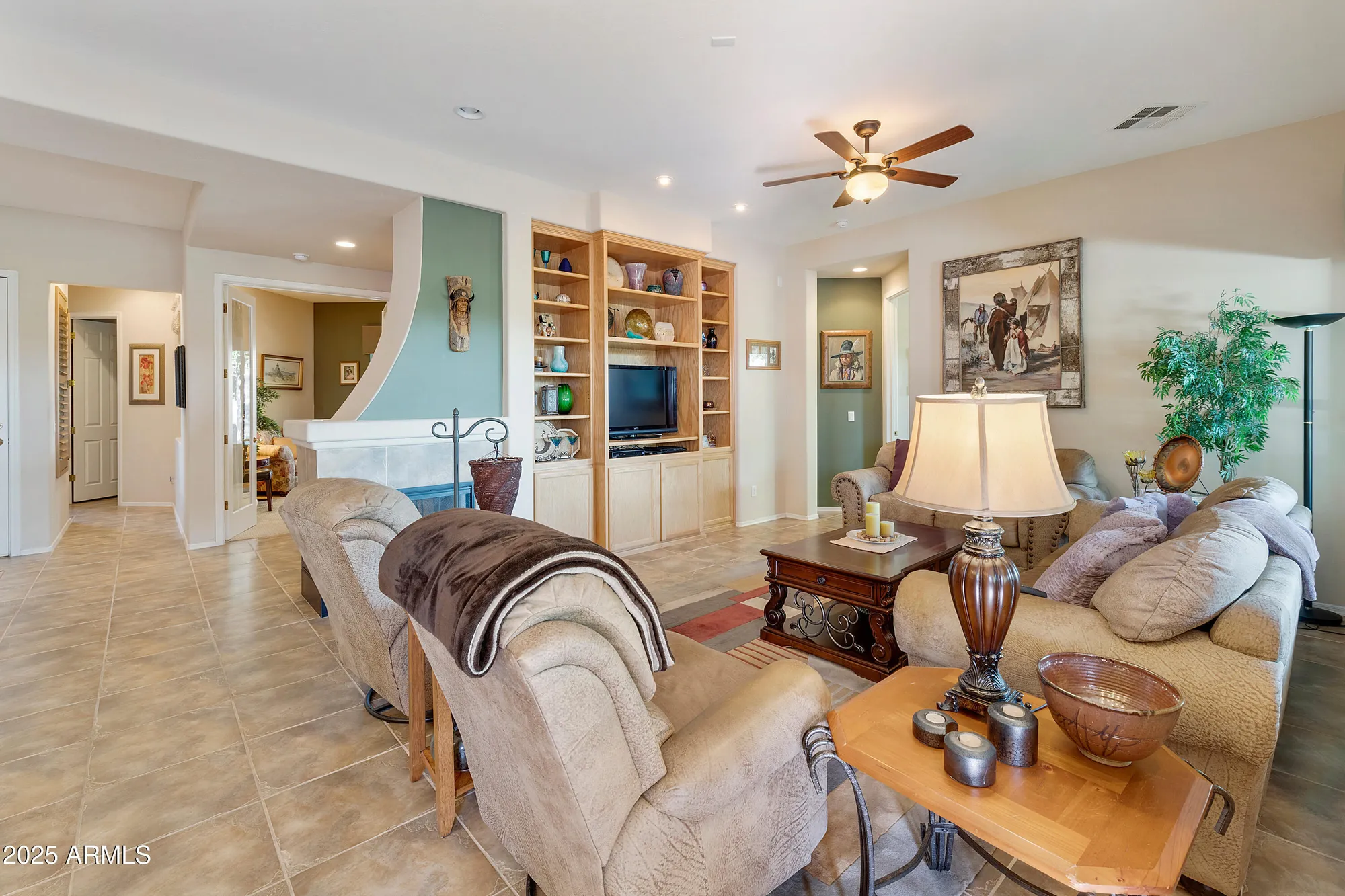 Property Slideshow image 8 of 58 | 4548 e nightingale ln, Gilbert, AZ, 85298