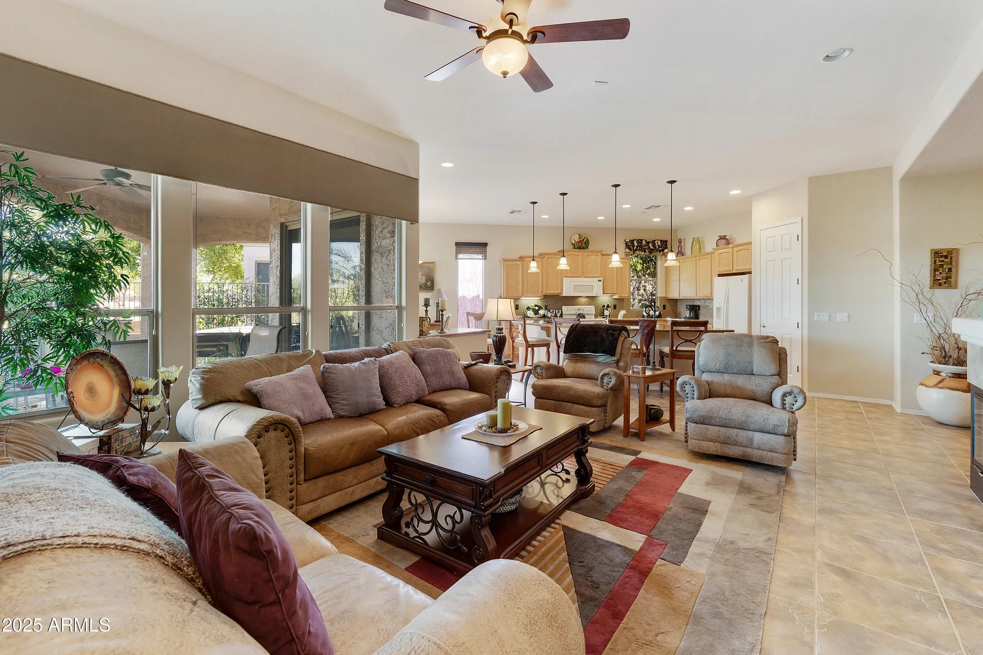 Property Slideshow image 11 of 58 | 4548 e nightingale ln, Gilbert, AZ, 85298