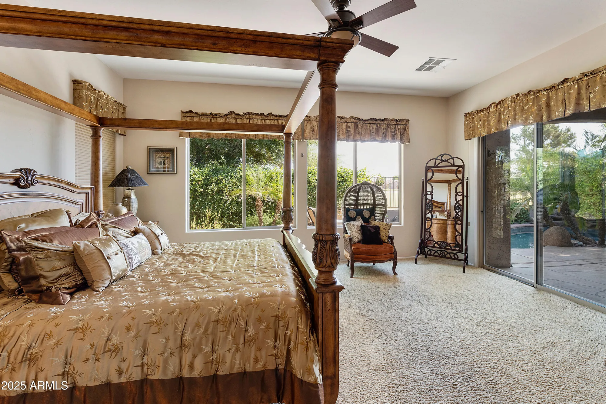 Property Slideshow image 20 of 58 | 4548 e nightingale ln, Gilbert, AZ, 85298