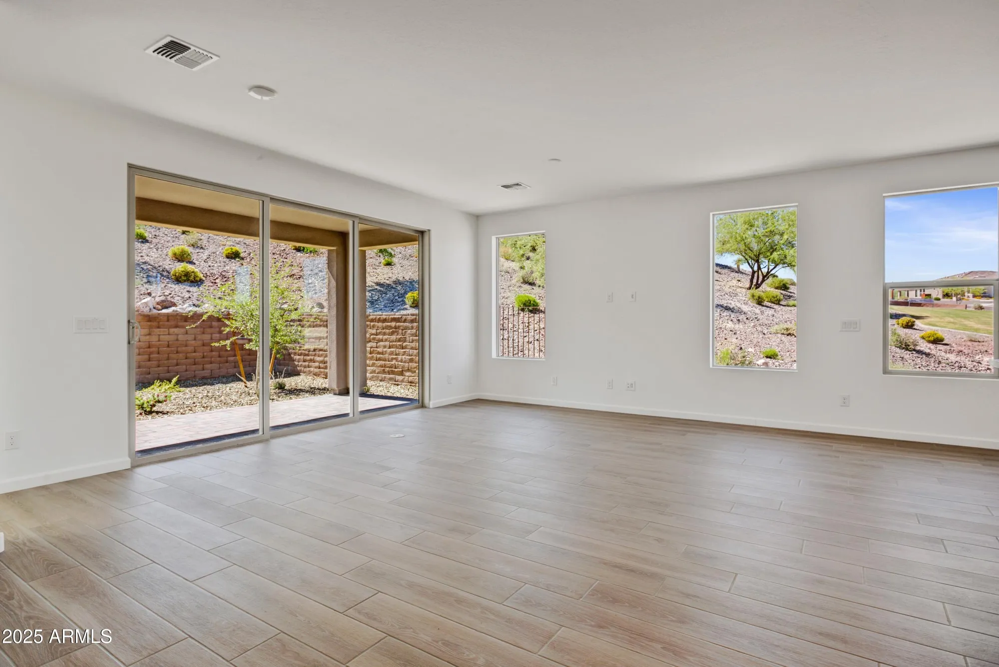 Property Slideshow image 20 of 22 | 4155 desert moon dr, Wickenburg, AZ, 85390