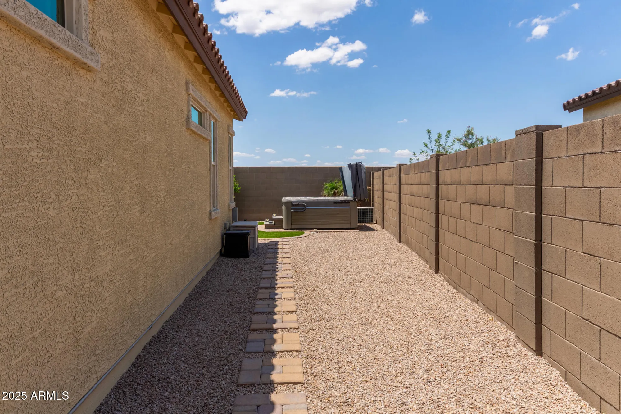 Property Slideshow image 39 of 54 | 16756 s 181st ln, Goodyear, AZ, 85338