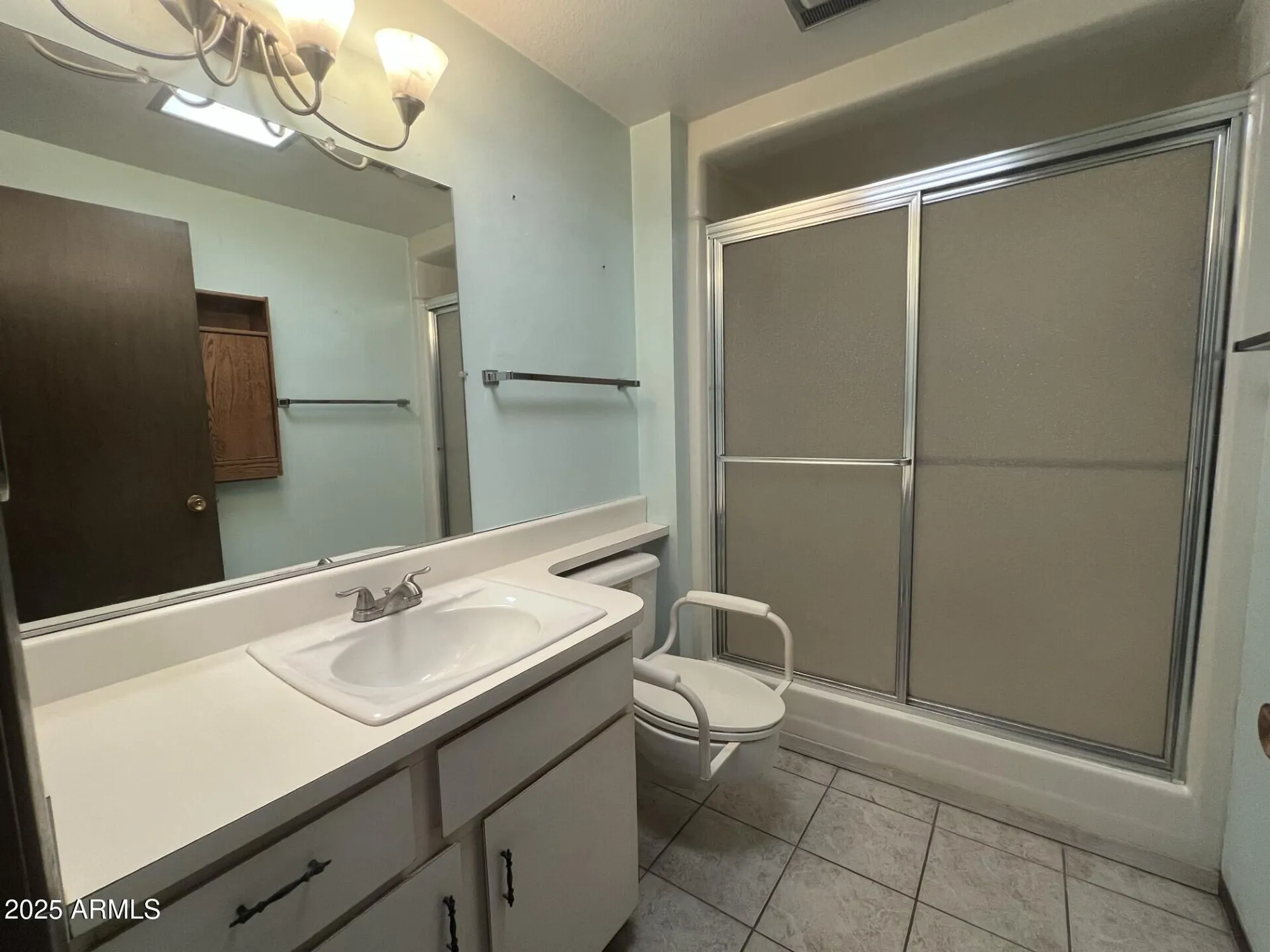 Property Slideshow image 10 of 18 | 10045 w coggins dr, Sun City, AZ, 85351