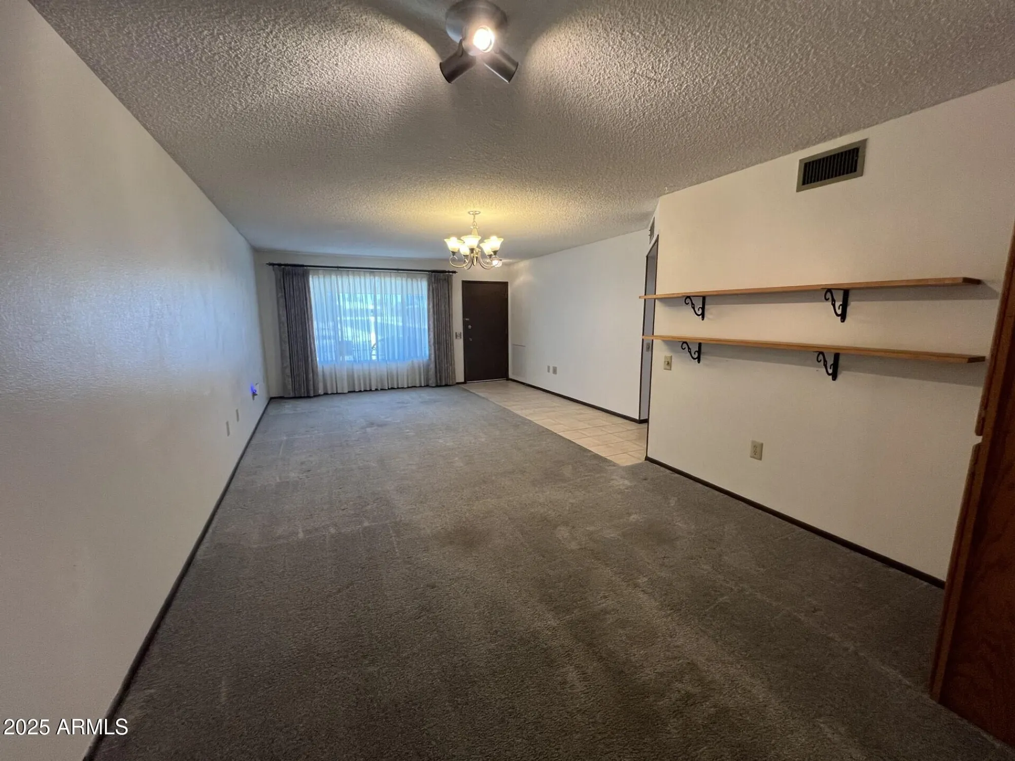 Property Slideshow image 6 of 18 | 10045 w coggins dr, Sun City, AZ, 85351