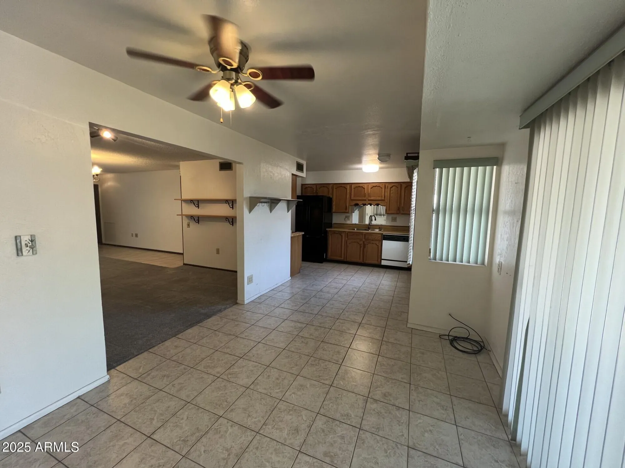 Property Slideshow image 4 of 18 | 10045 w coggins dr, Sun City, AZ, 85351