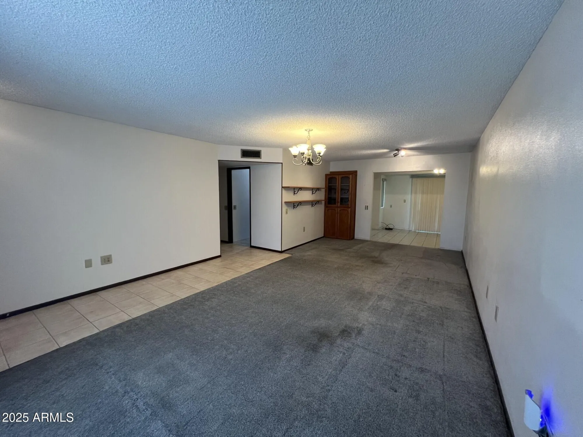 Property Slideshow image 5 of 18 | 10045 w coggins dr, Sun City, AZ, 85351