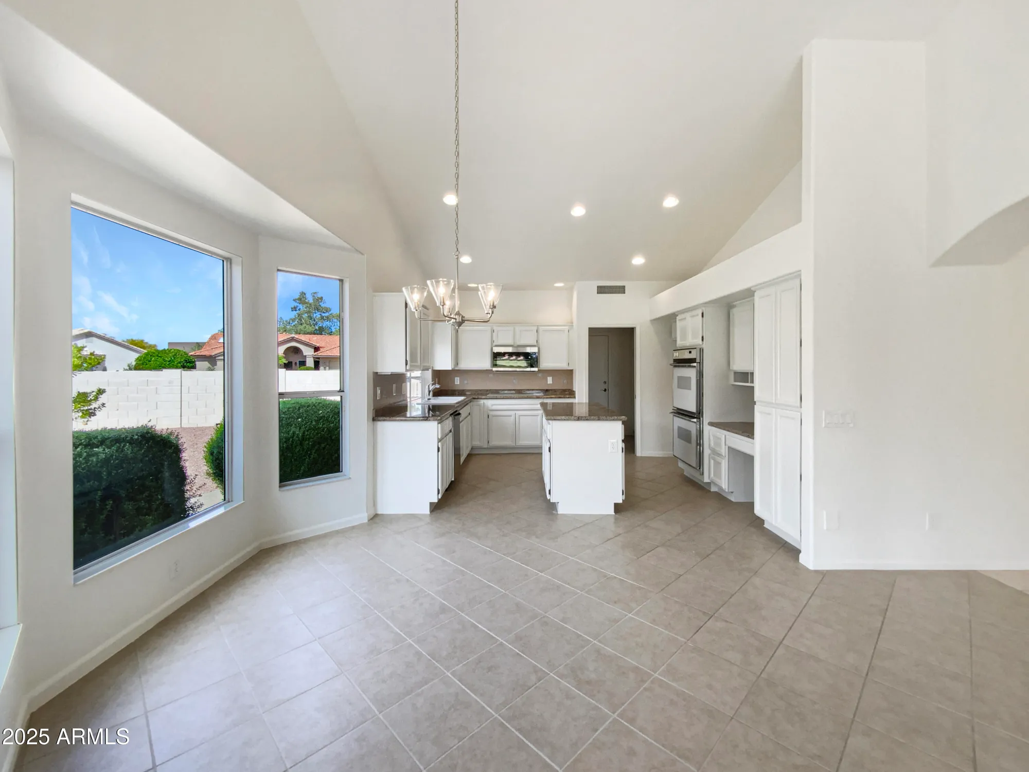 Property Slideshow image 17 of 22 | 25440 s flame tree dr, Sun Lakes, AZ, 85248