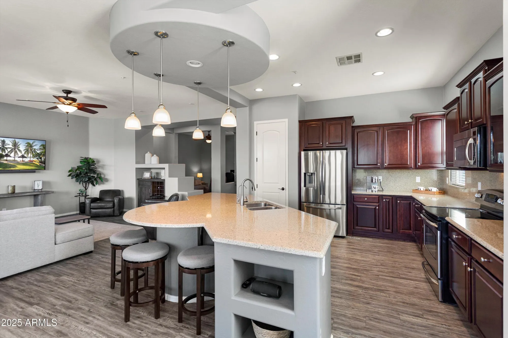 Property Slideshow image 14 of 49 | 13072 w alyssa ln, Peoria, AZ, 85383