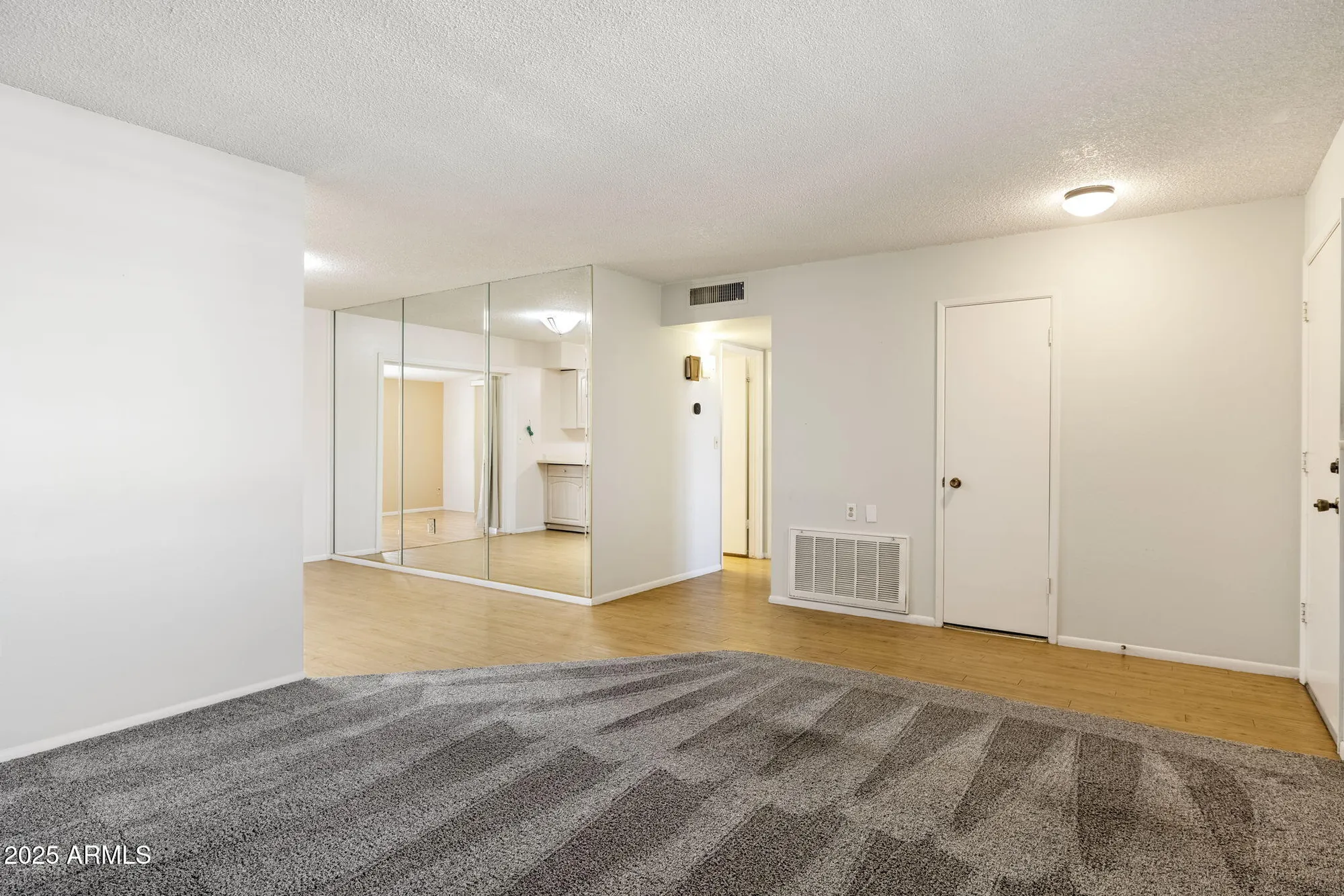 Property Slideshow image 6 of 28 | 10222 n 105th dr, Sun City, AZ, 85351