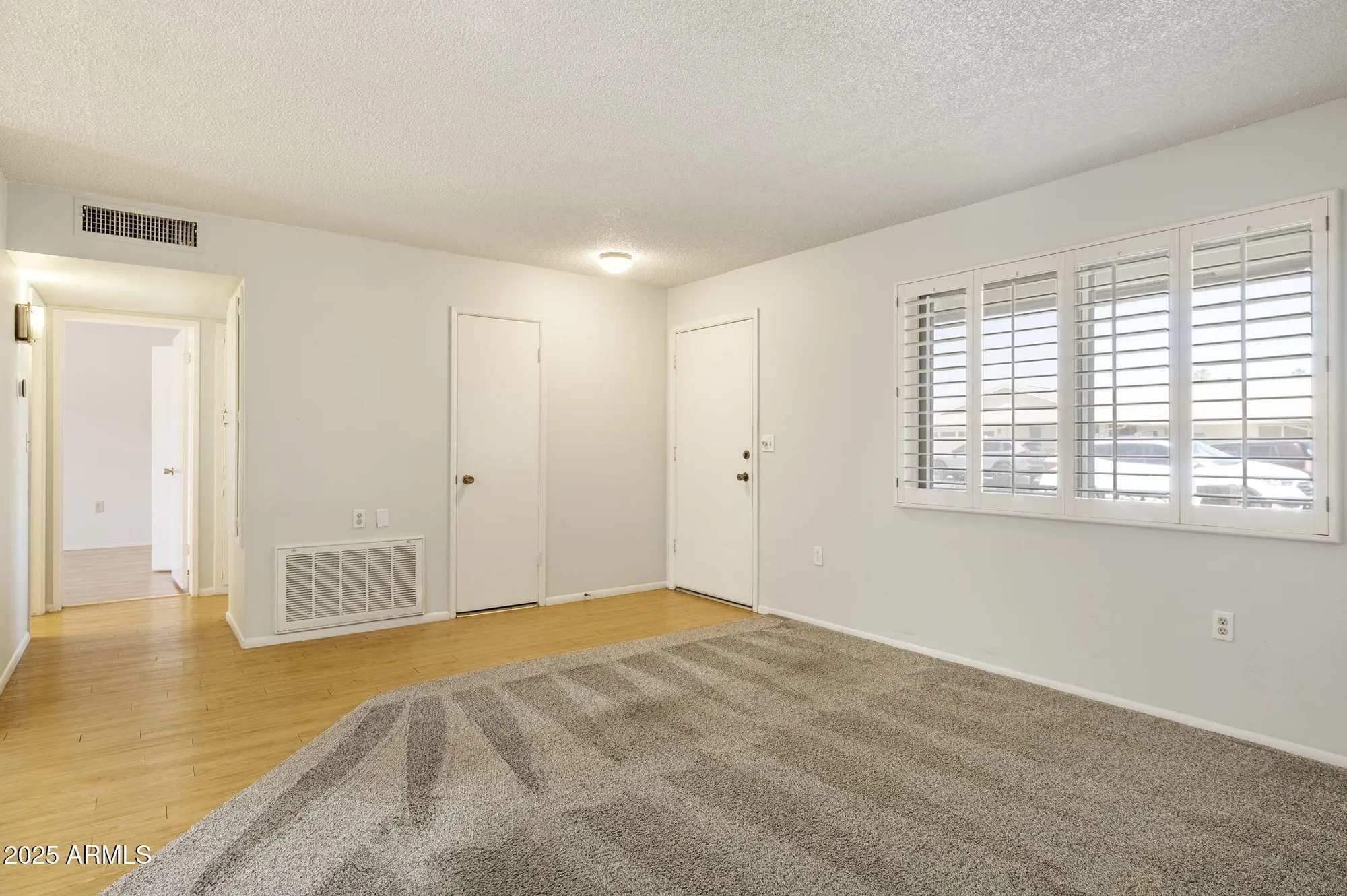 Property Slideshow image 5 of 28 | 10222 n 105th dr, Sun City, AZ, 85351