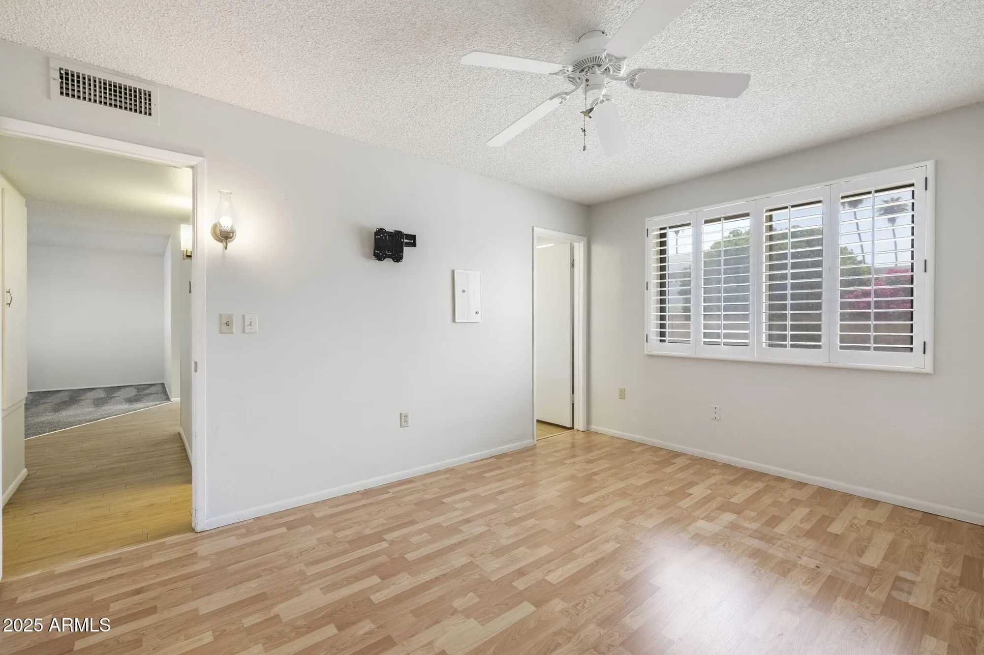 Property Slideshow image 20 of 28 | 10222 n 105th dr, Sun City, AZ, 85351