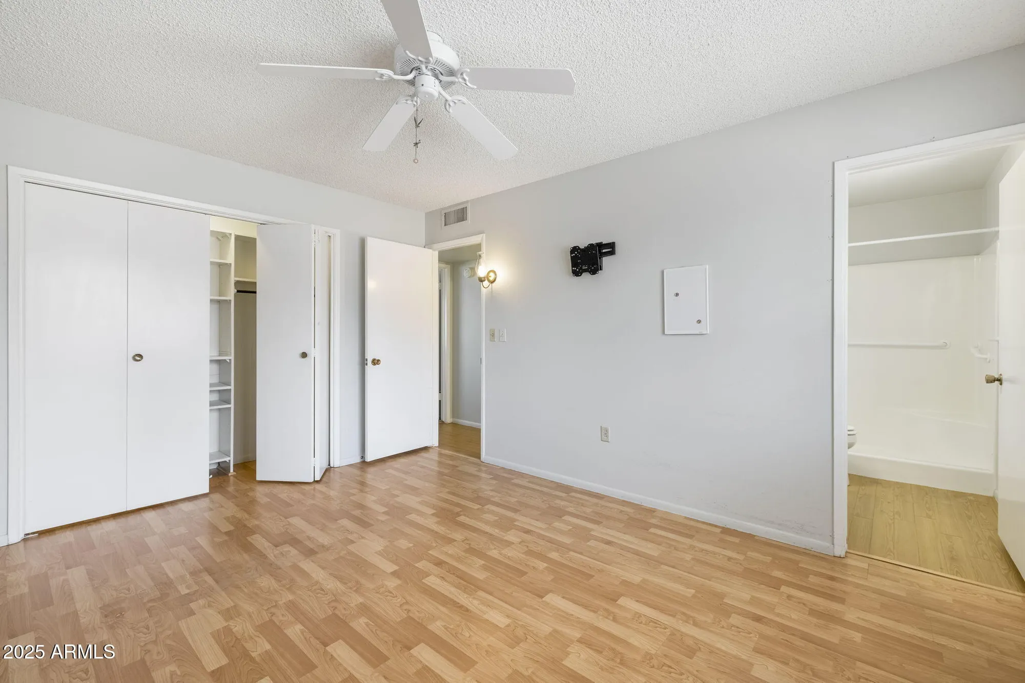 Property Slideshow image 21 of 28 | 10222 n 105th dr, Sun City, AZ, 85351