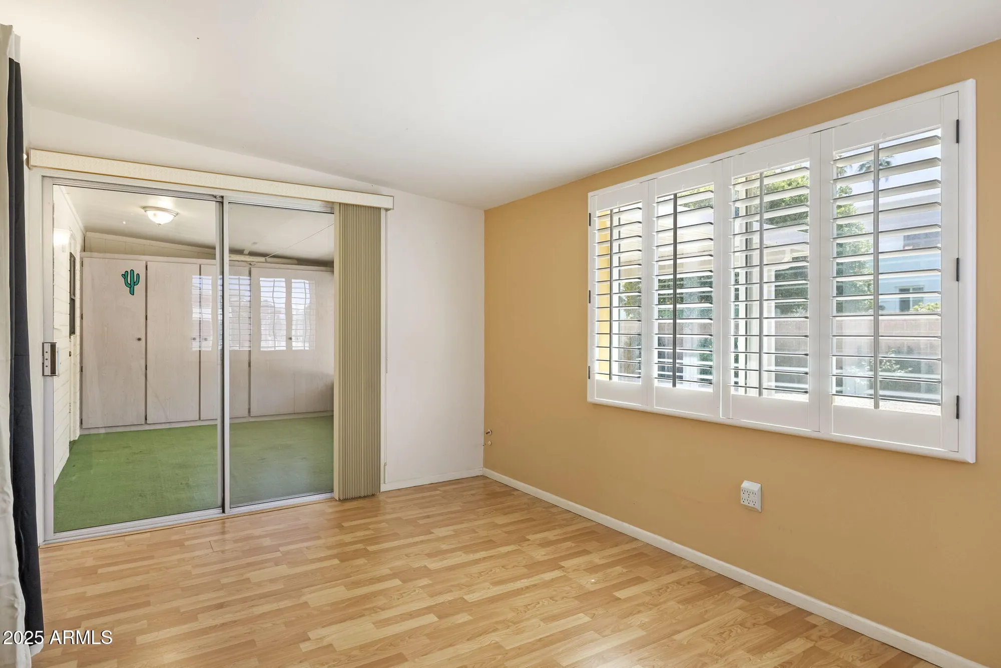 Property Slideshow image 16 of 28 | 10222 n 105th dr, Sun City, AZ, 85351