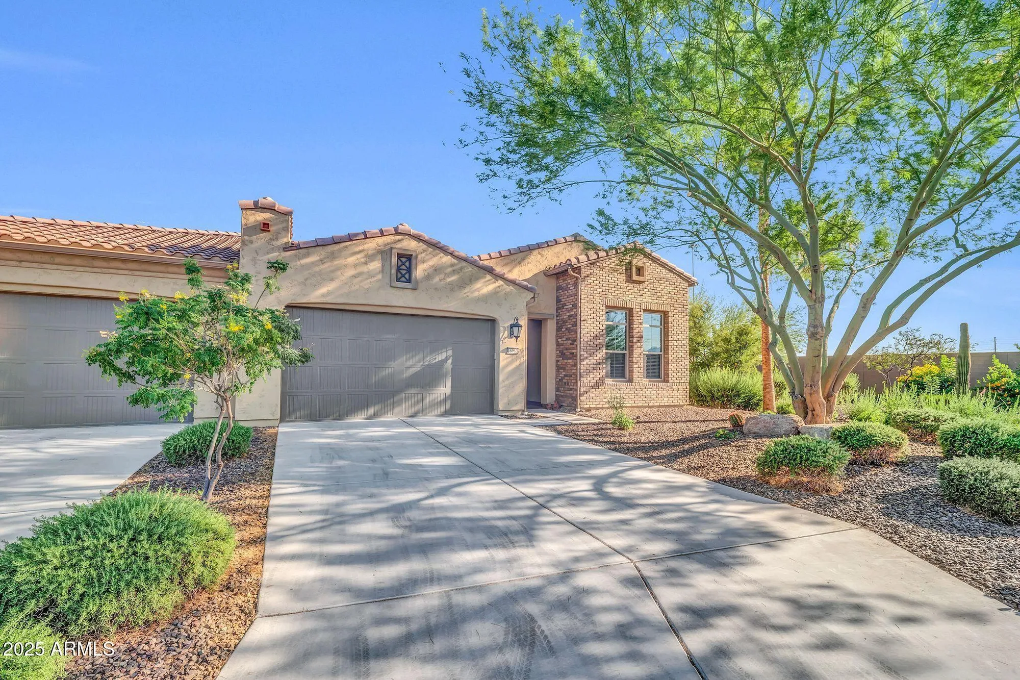 Property Slideshow image 1 of 31 | 16961 w holly st, Goodyear, AZ, 85395