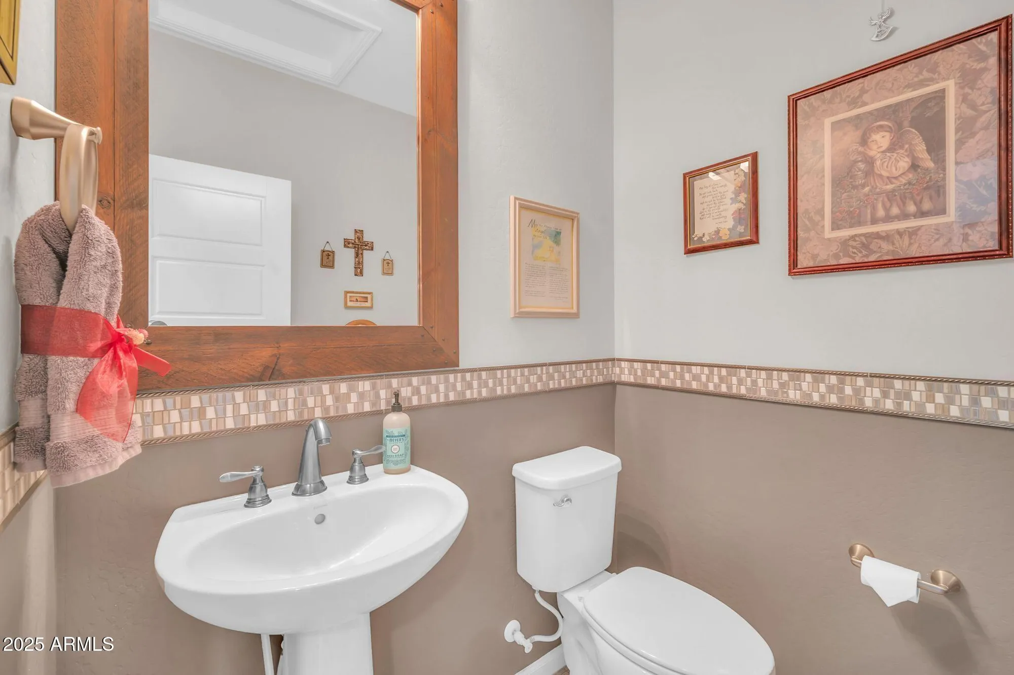 Property Slideshow image 20 of 31 | 16961 w holly st, Goodyear, AZ, 85395