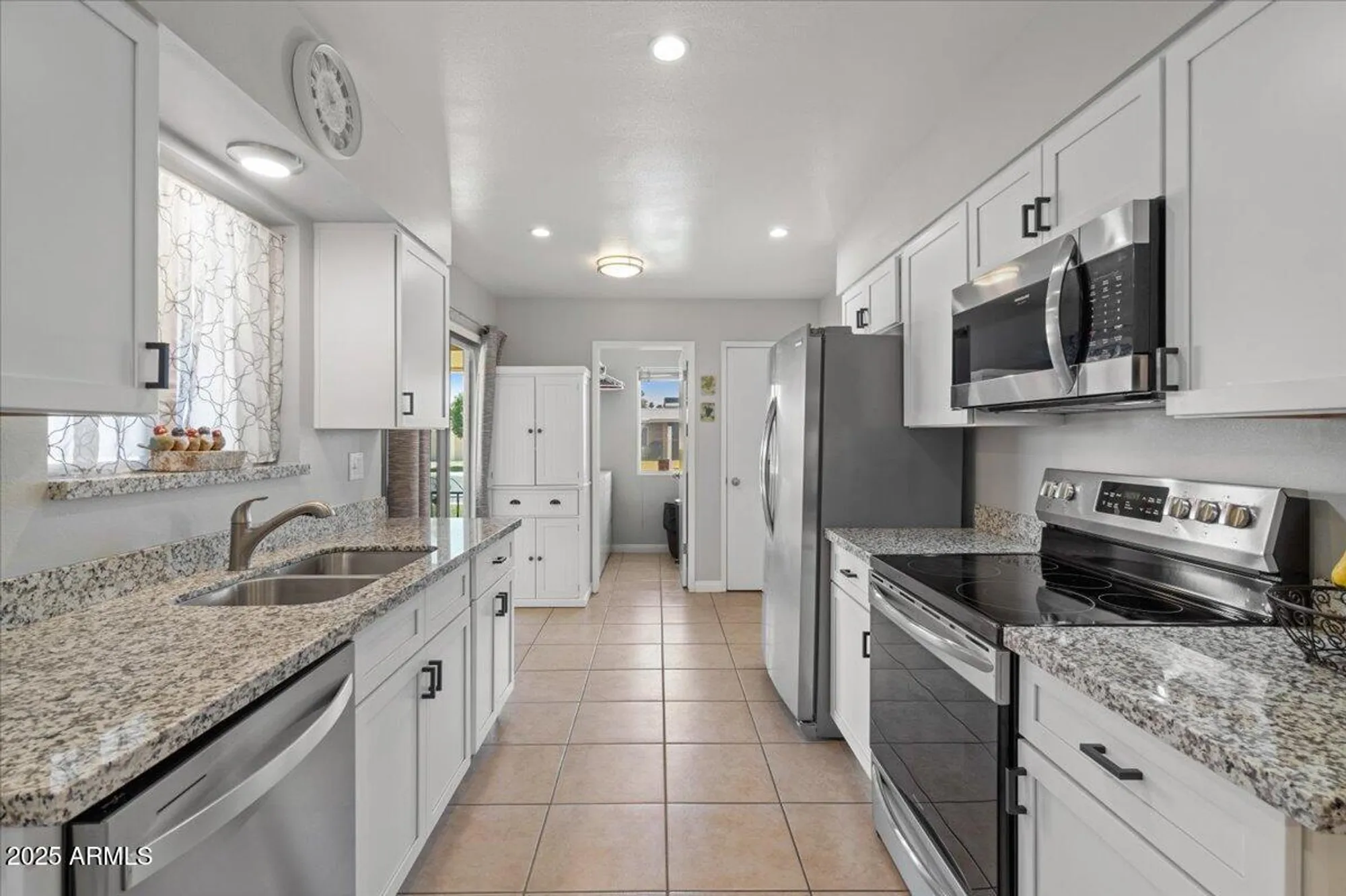 Property Slideshow image 9 of 29 | 10895 w clair dr, Sun City, AZ, 85351