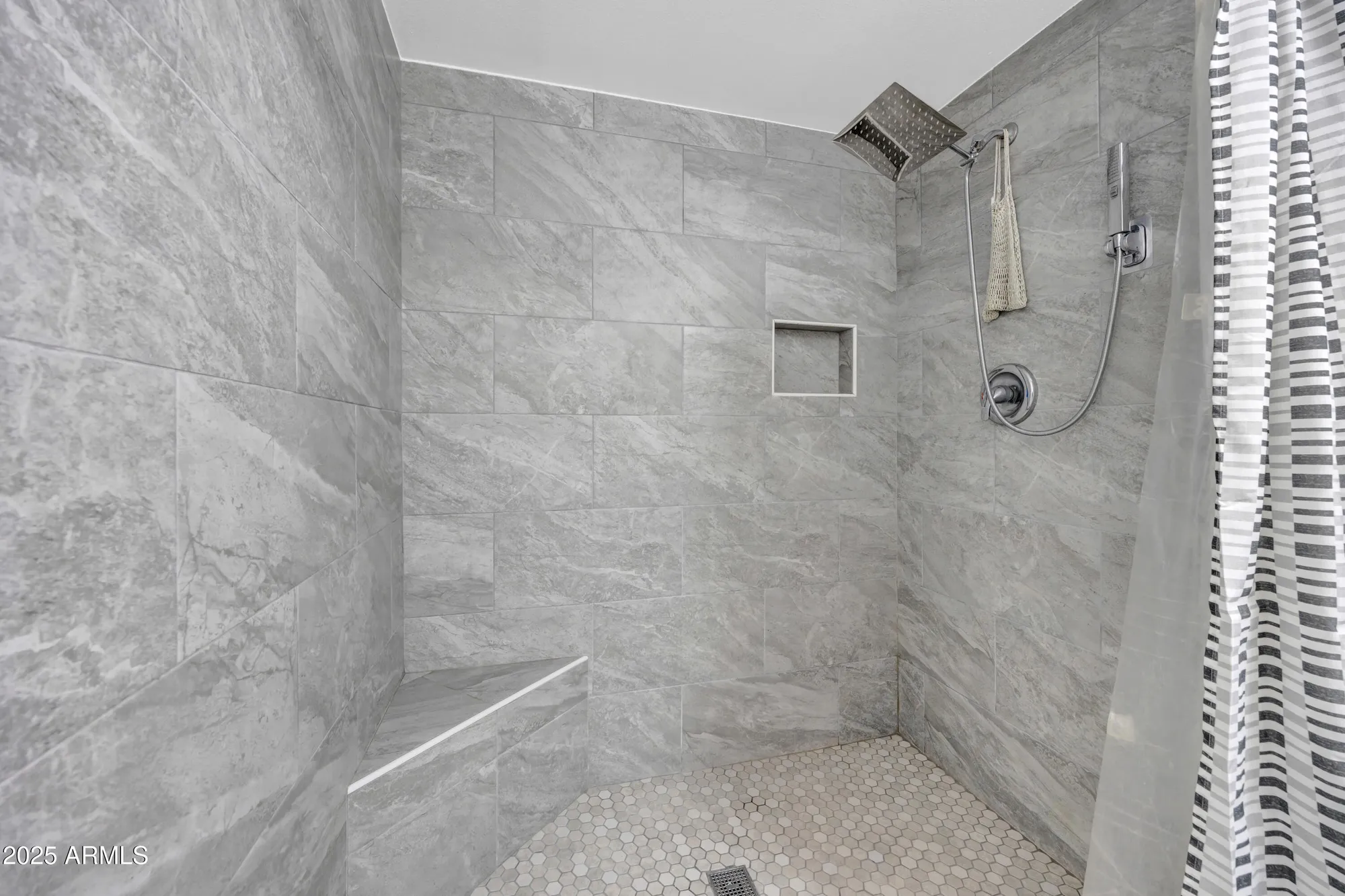 Property Slideshow image 14 of 22 | 11025 w cherry hills dr, Sun City, AZ, 85351