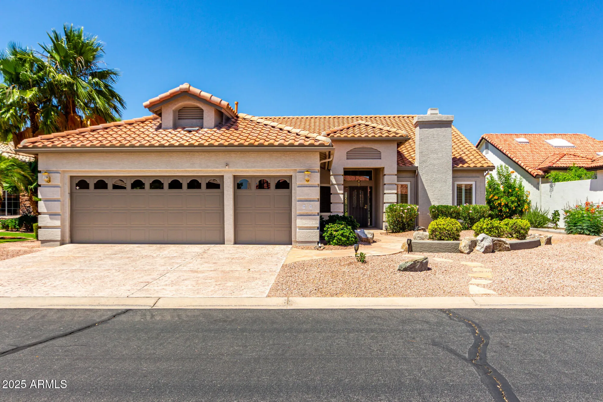 Property Slideshow image 1 of 45 | 9506 e arrowvale dr, Sun Lakes, AZ, 85248