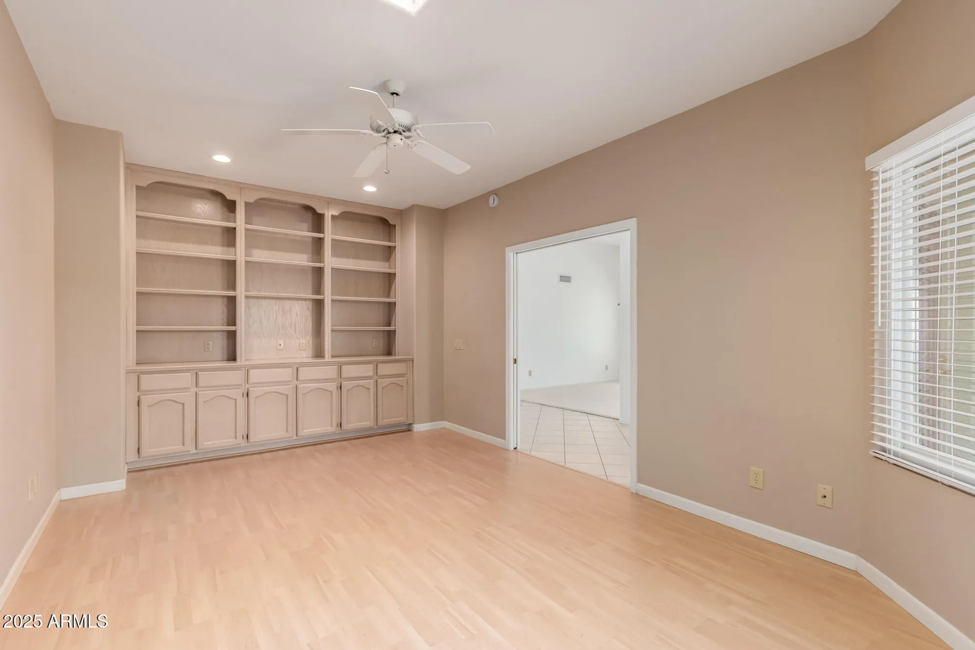 Property Slideshow image 11 of 45 | 9506 e arrowvale dr, Sun Lakes, AZ, 85248