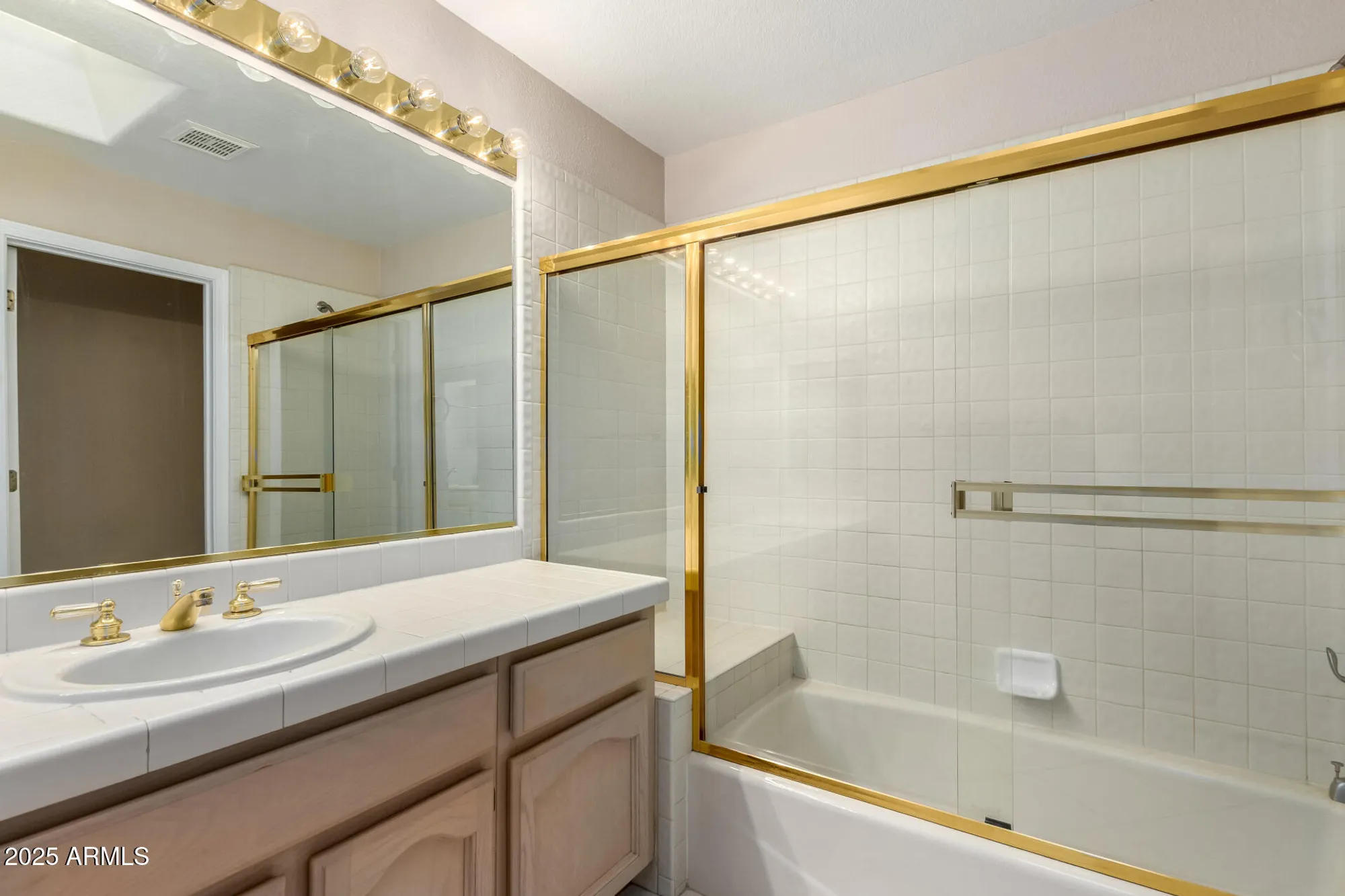 Property Slideshow image 26 of 45 | 9506 e arrowvale dr, Sun Lakes, AZ, 85248