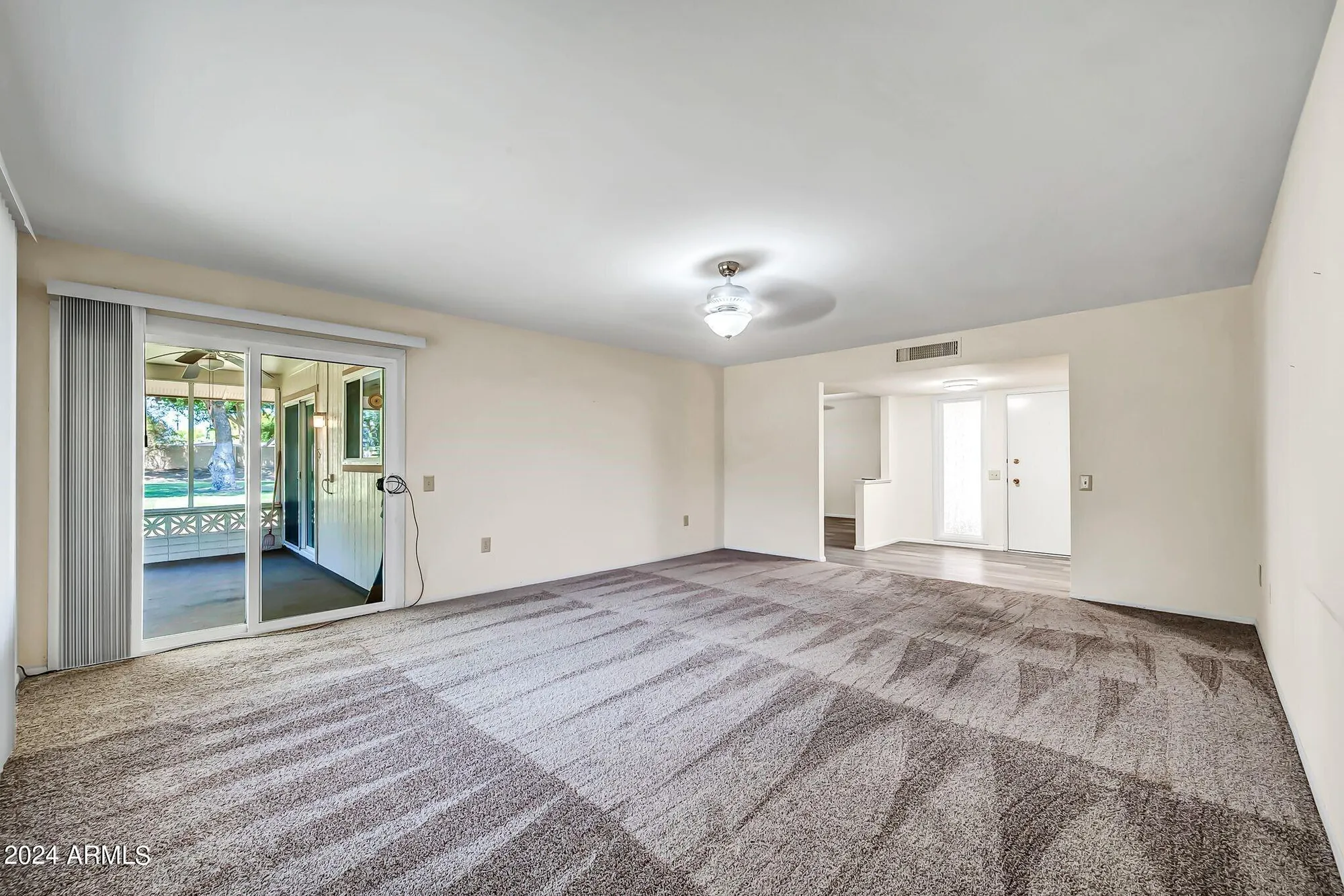 Property Slideshow image 3 of 30 | 16842 n 103rd dr, Sun City, AZ, 85351