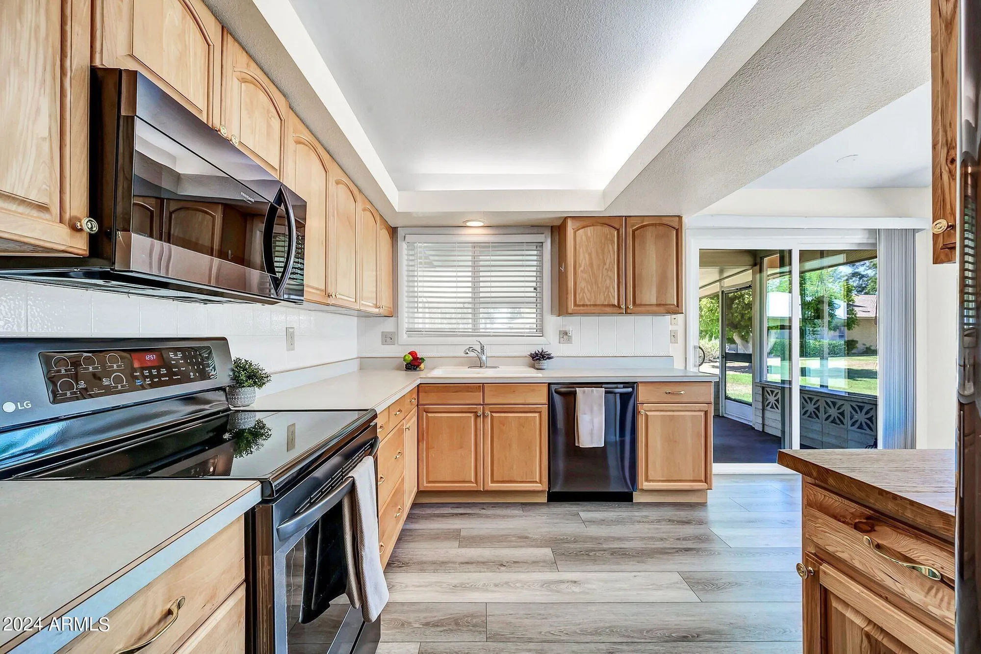 Property Slideshow image 6 of 30 | 16842 n 103rd dr, Sun City, AZ, 85351