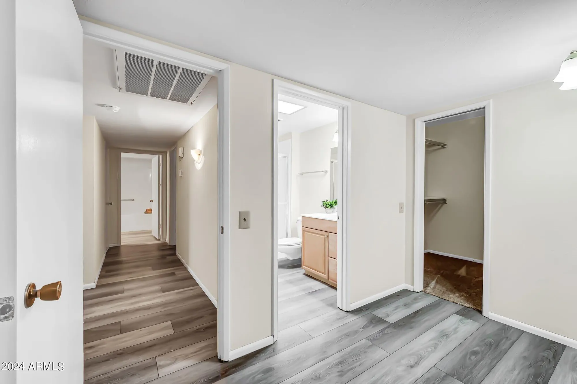 Property Slideshow image 14 of 30 | 16842 n 103rd dr, Sun City, AZ, 85351